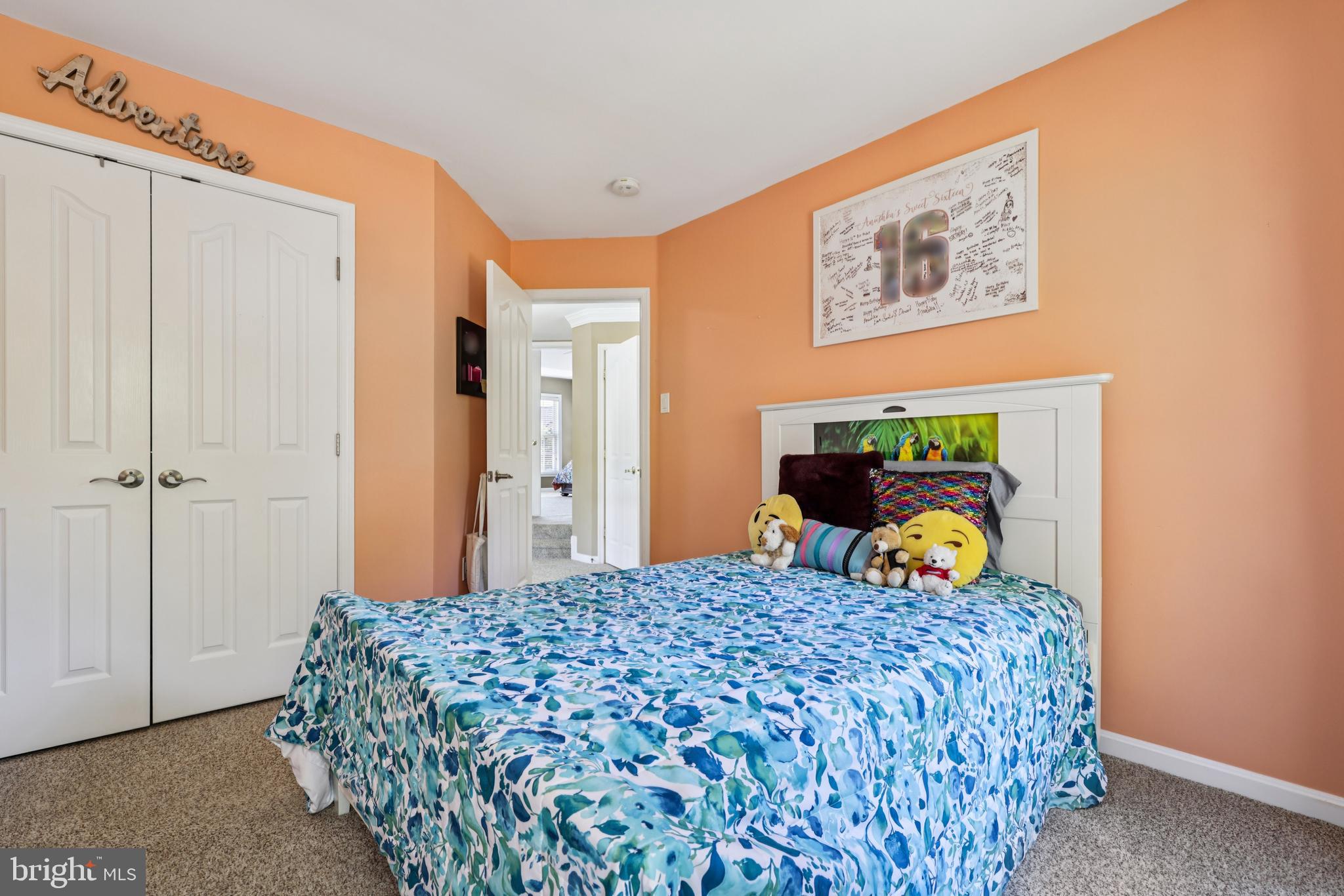 HOLLIFIELD ESTATES - Residential