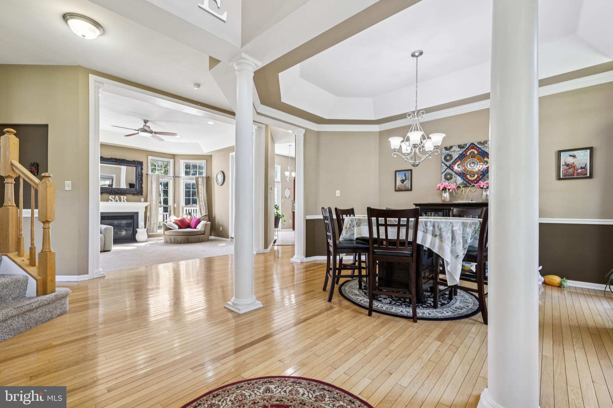 HOLLIFIELD ESTATES - Residential