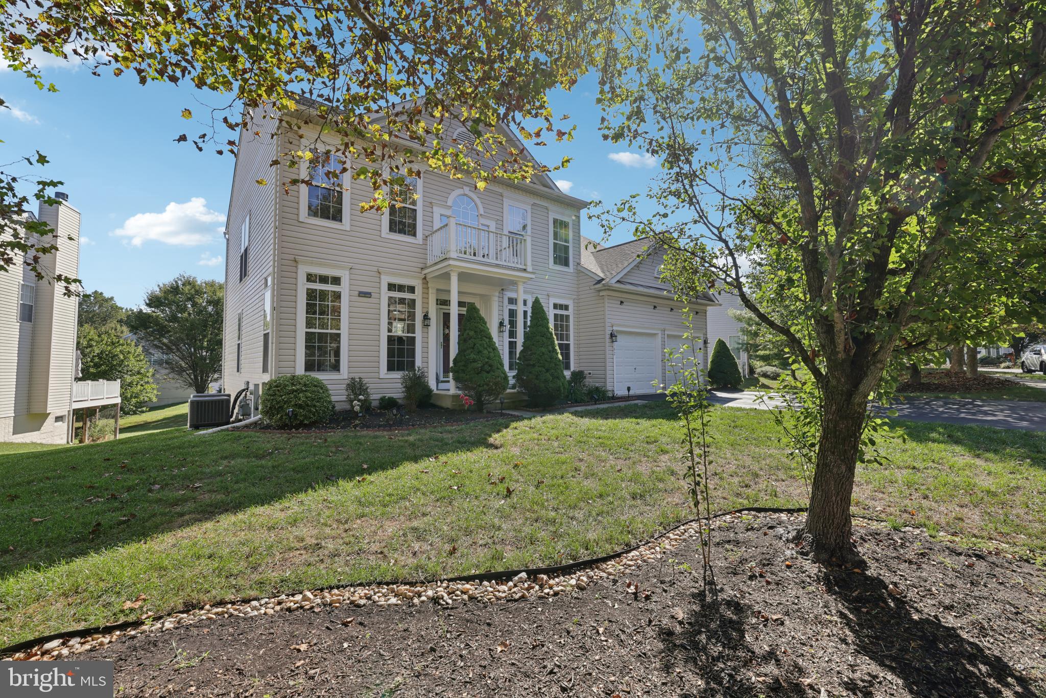2182 OAK FOREST DRIVE