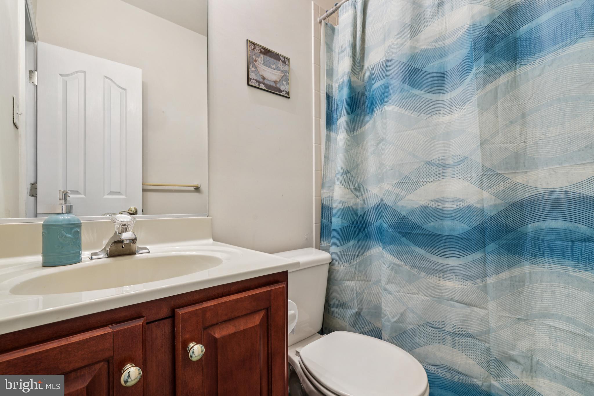 HOLLIFIELD ESTATES - Residential