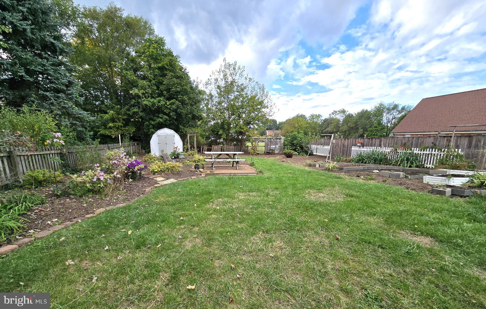 SMITHFIELD FARMS - Residential