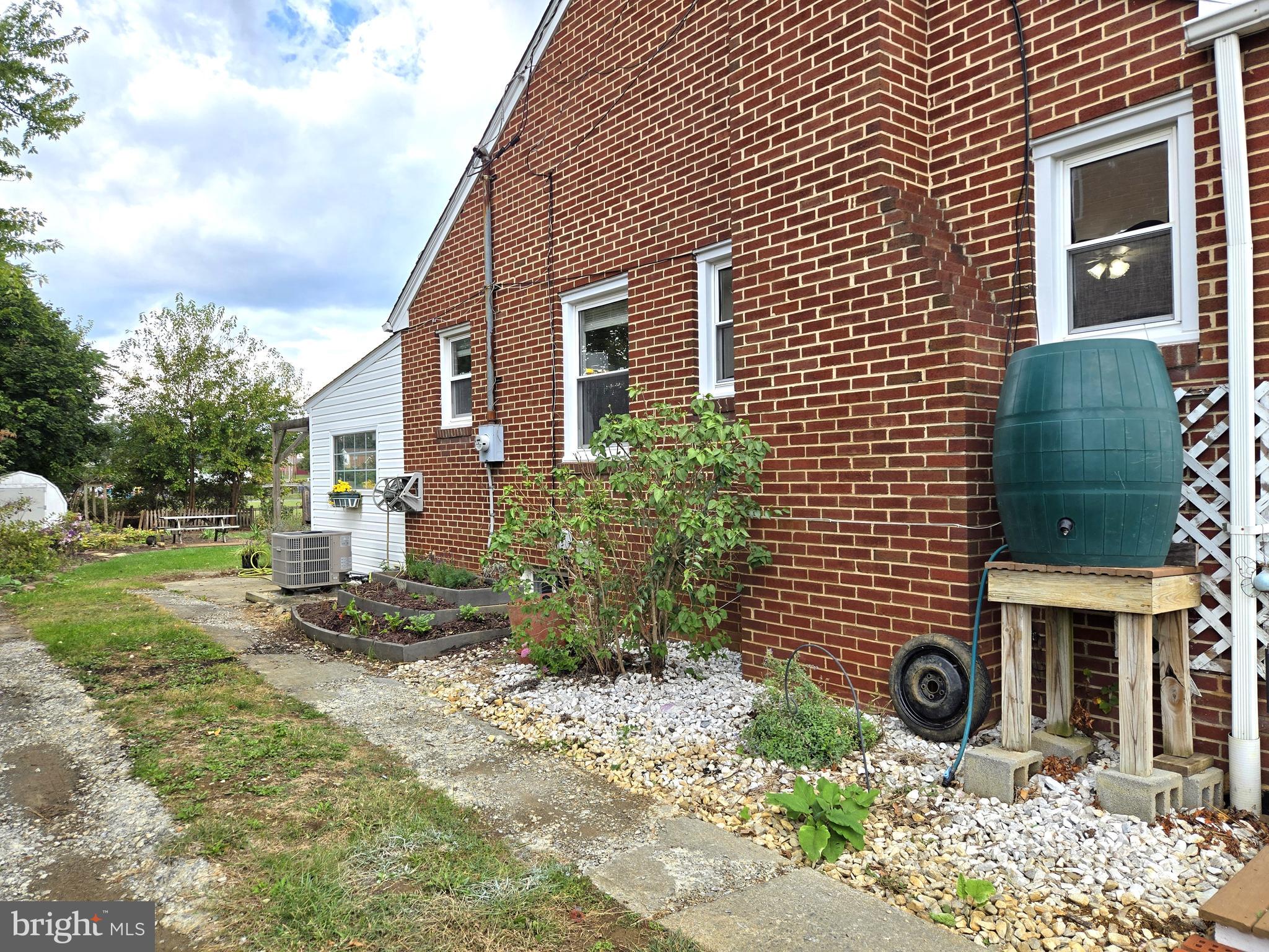 SMITHFIELD FARMS - Residential