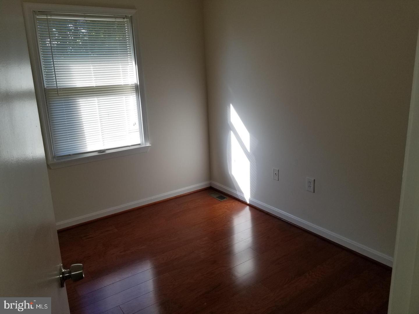 VILLAGE KNOLL - Residential