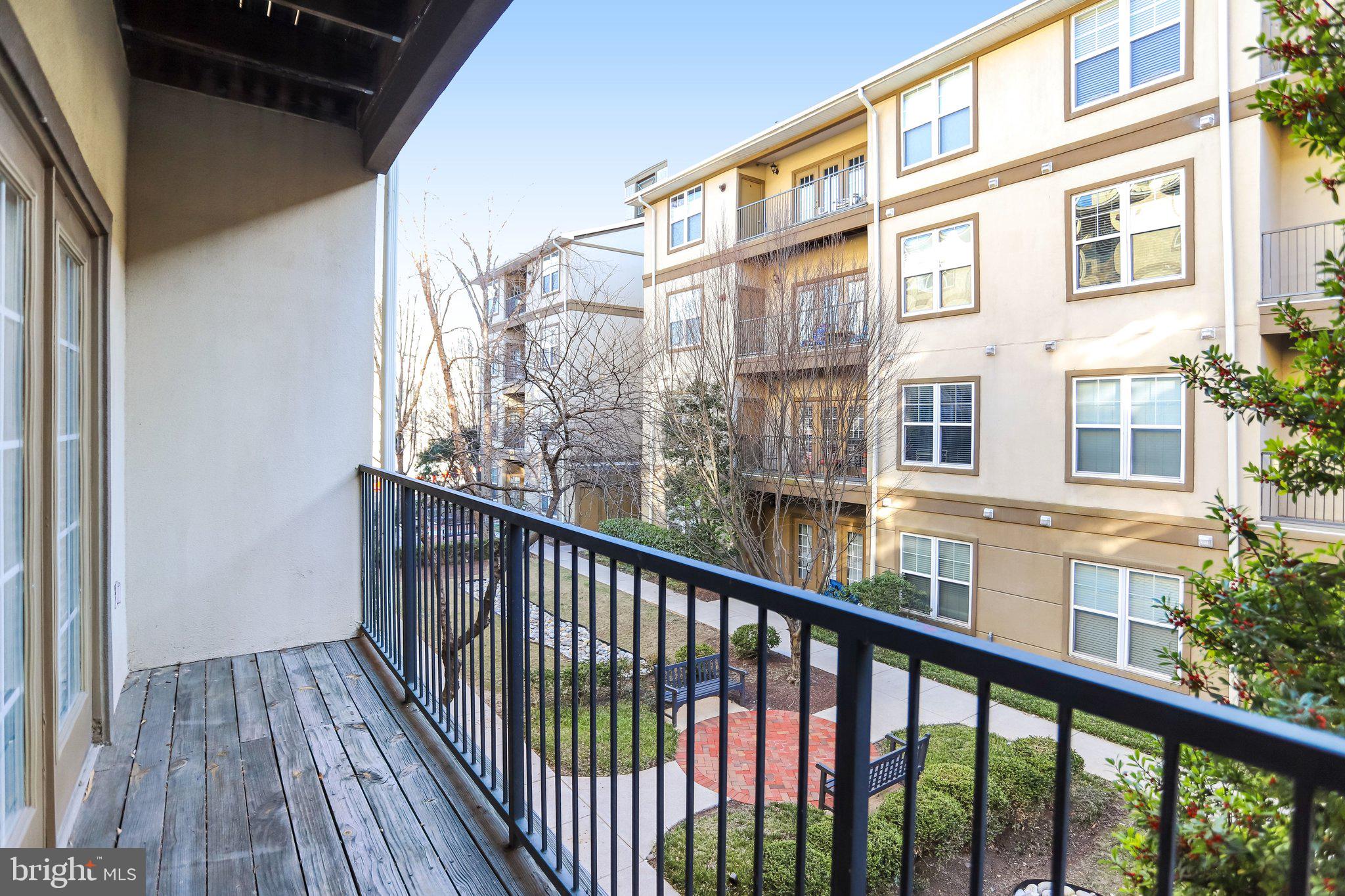 WHITE FLINT STATION - Residential