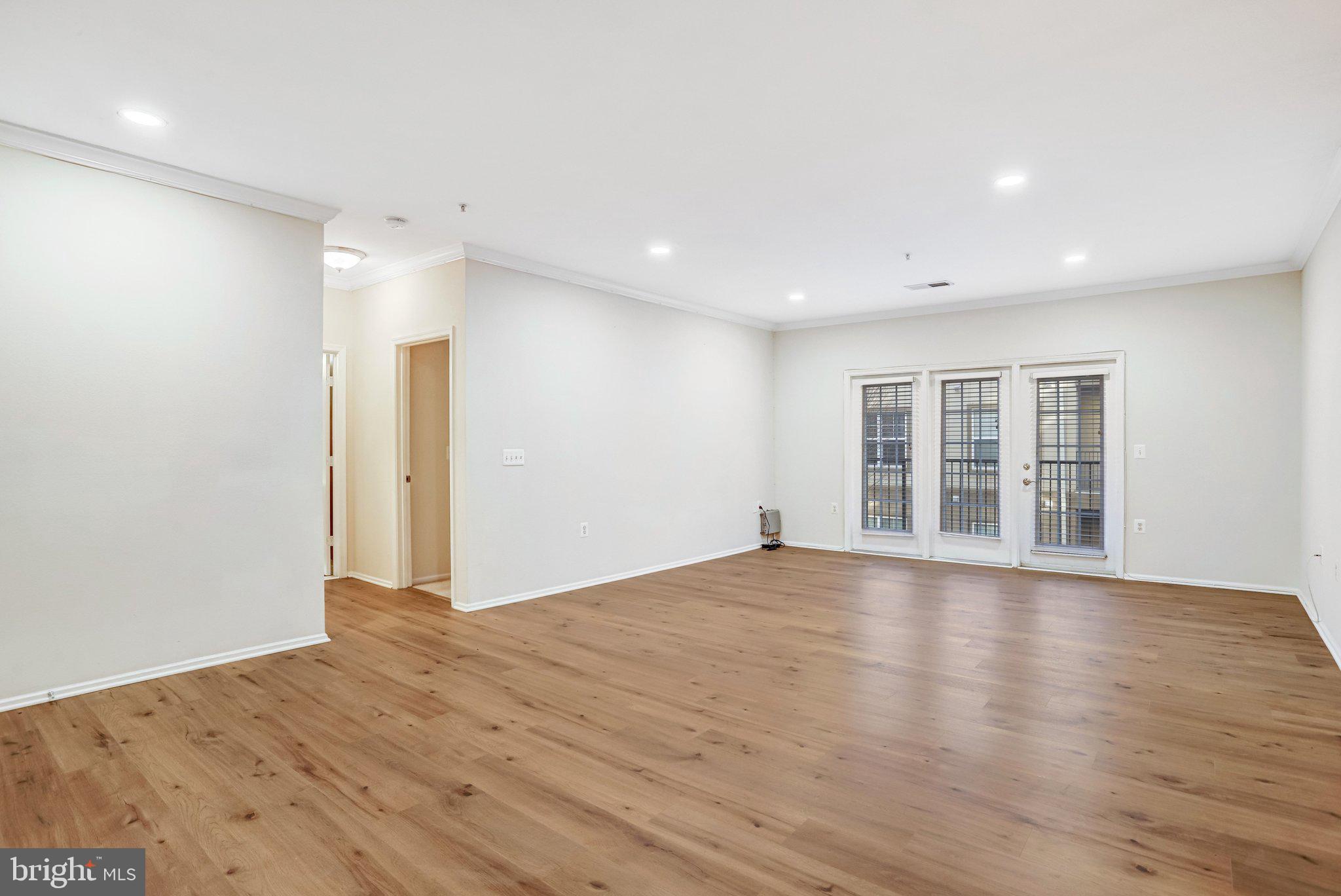 WHITE FLINT STATION - Residential