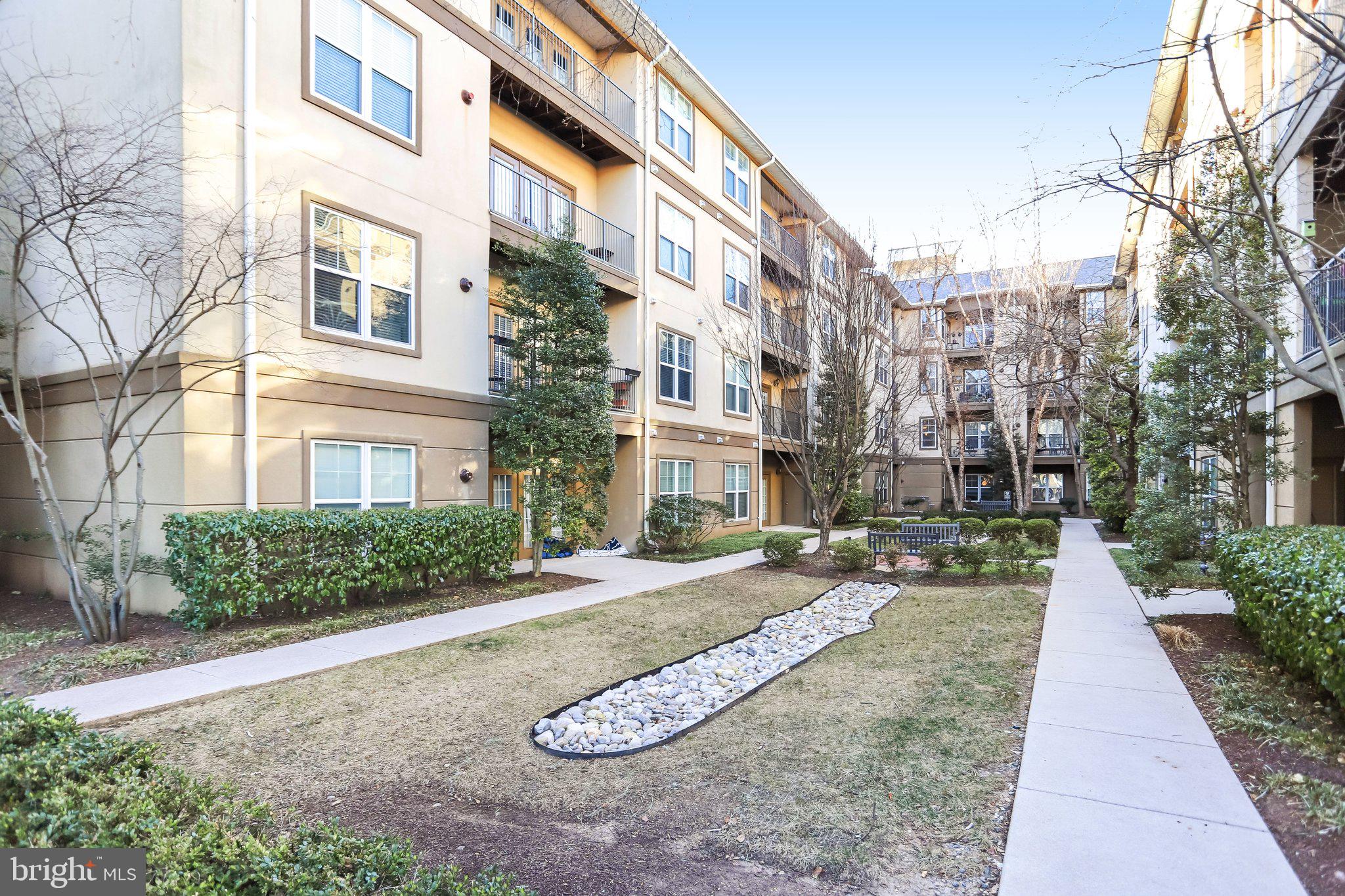 WHITE FLINT STATION - Residential