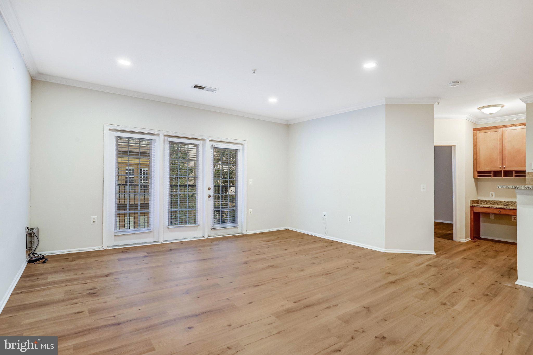 WHITE FLINT STATION - Residential