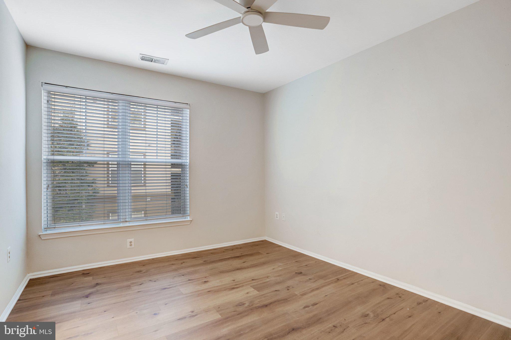 WHITE FLINT STATION - Residential