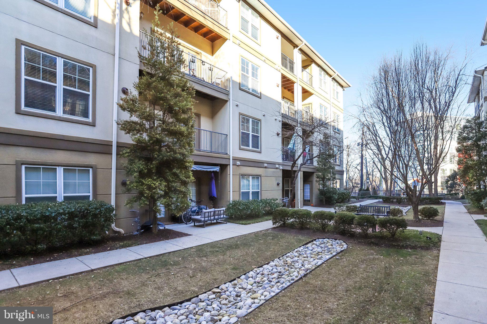 WHITE FLINT STATION - Residential