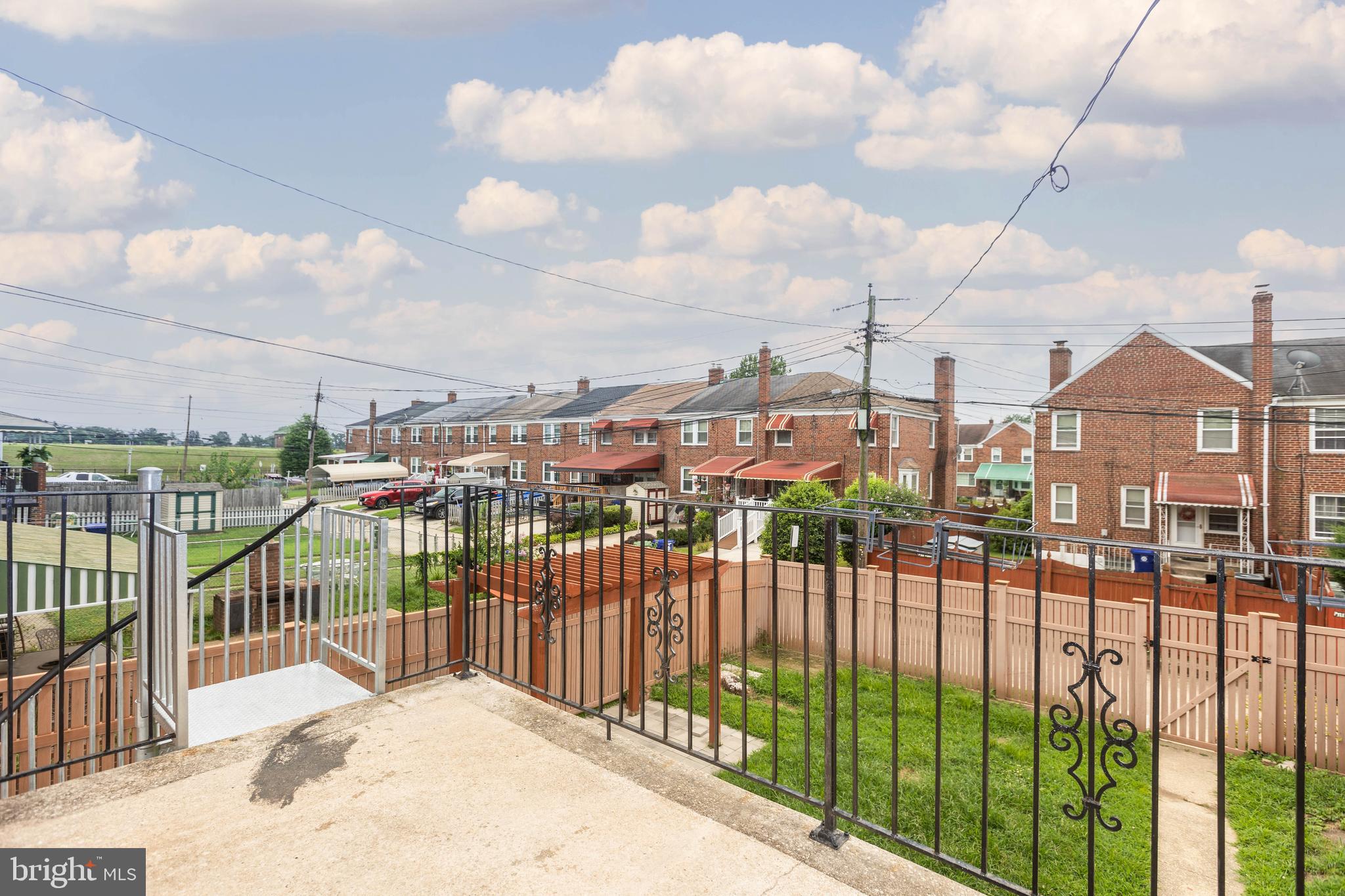 EDNOR GARDENS - LAKESIDE - Residential