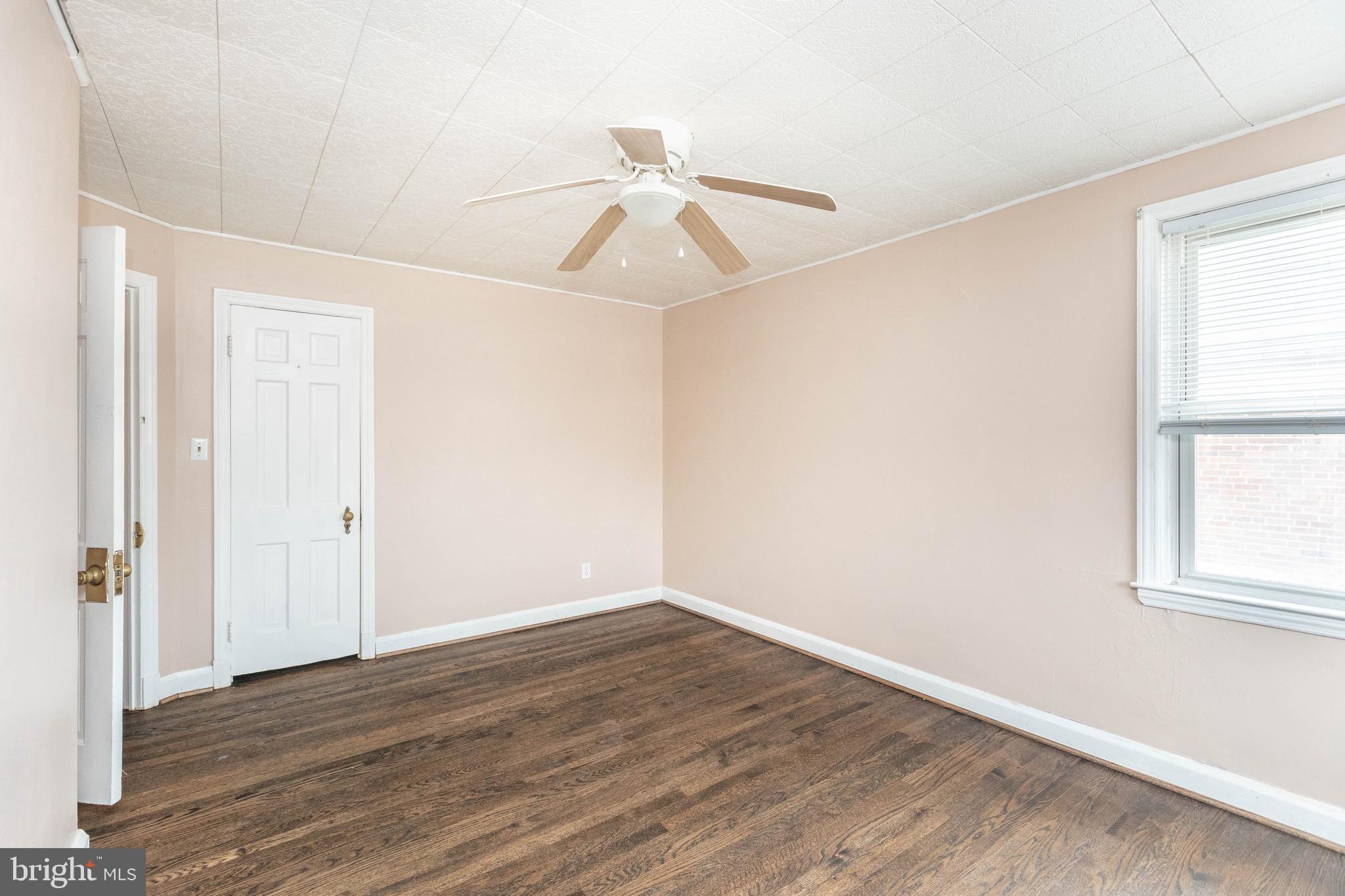 EDNOR GARDENS - LAKESIDE - Residential