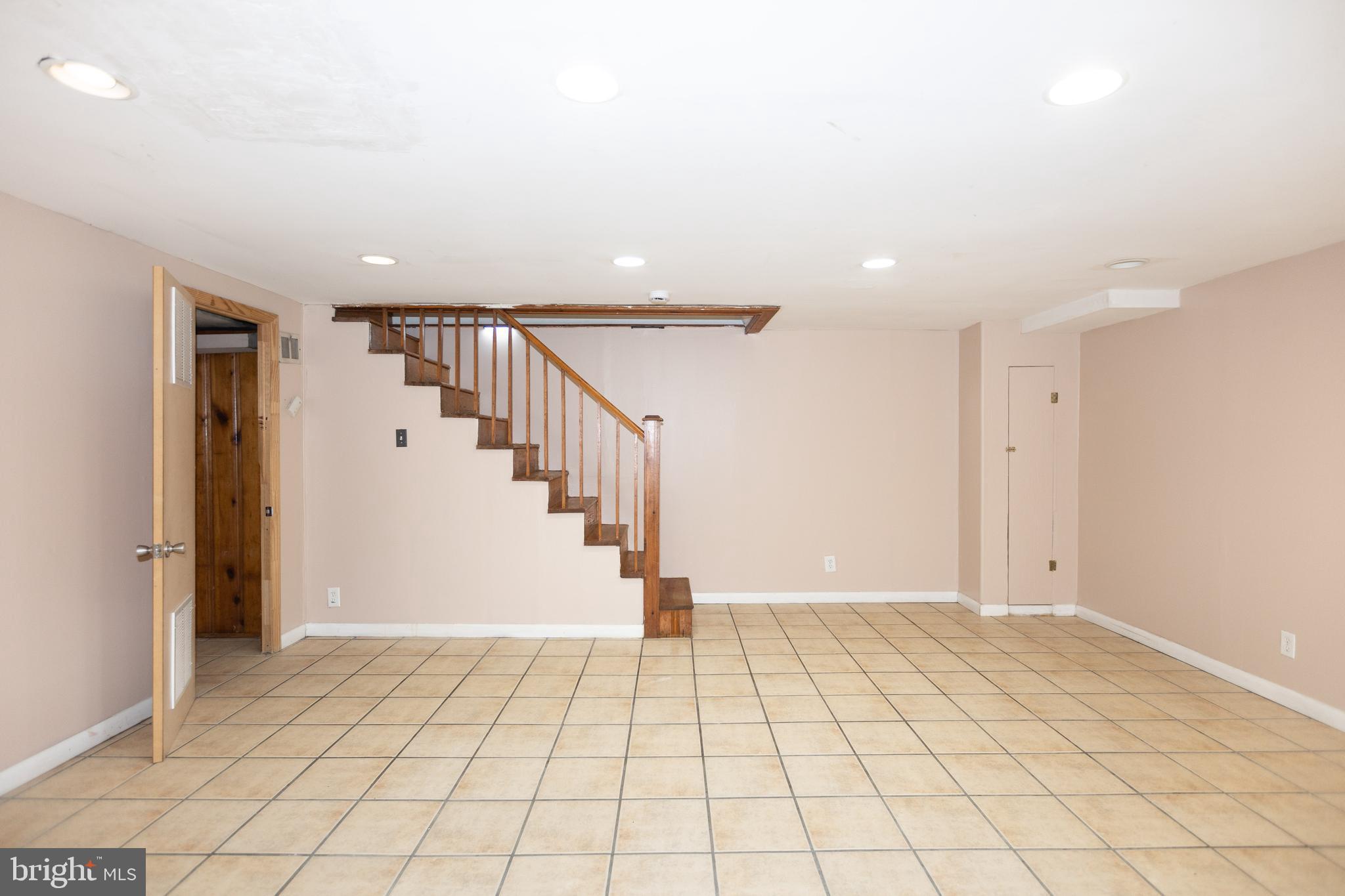 EDNOR GARDENS - LAKESIDE - Residential