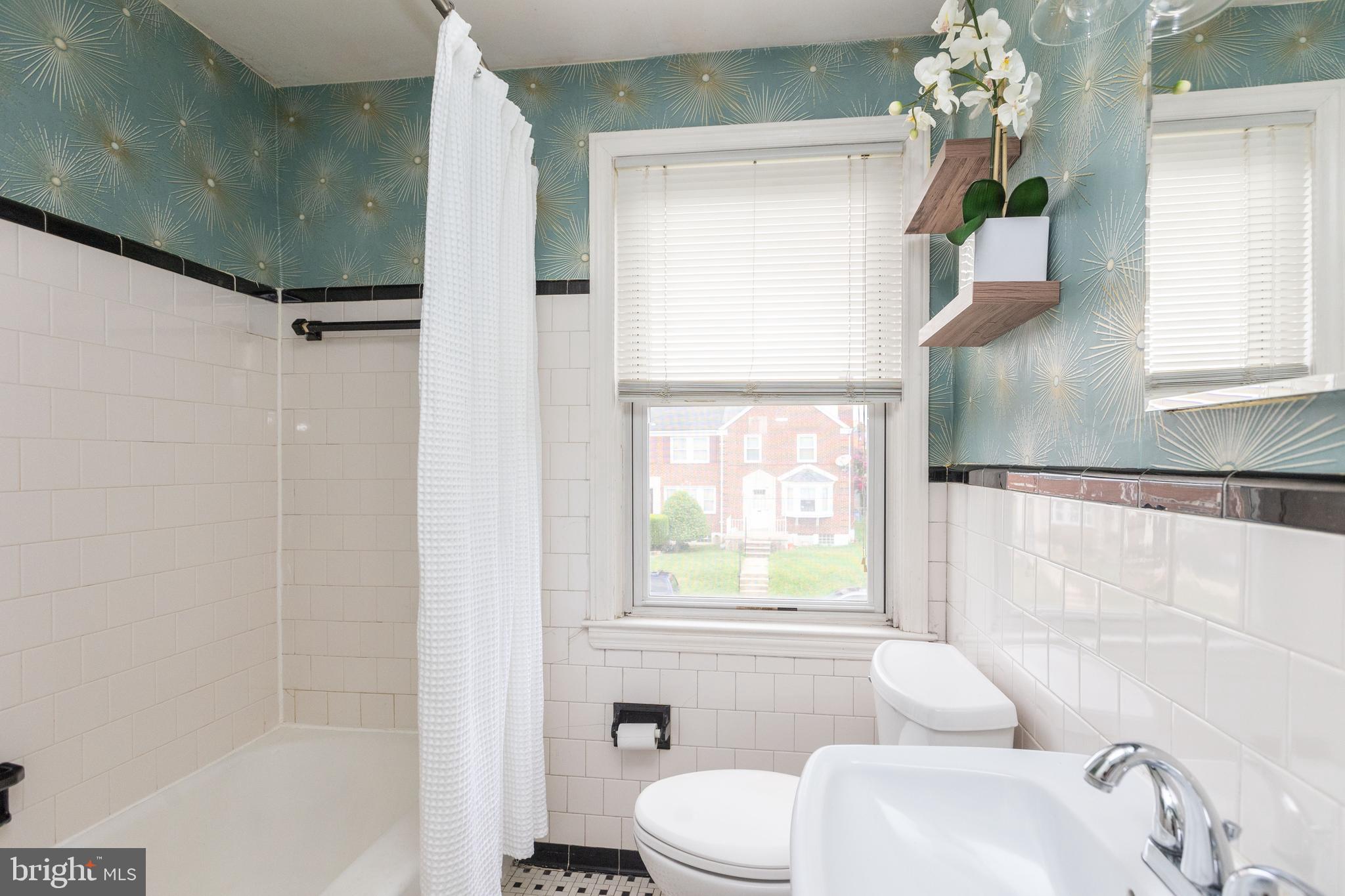 EDNOR GARDENS - LAKESIDE - Residential
