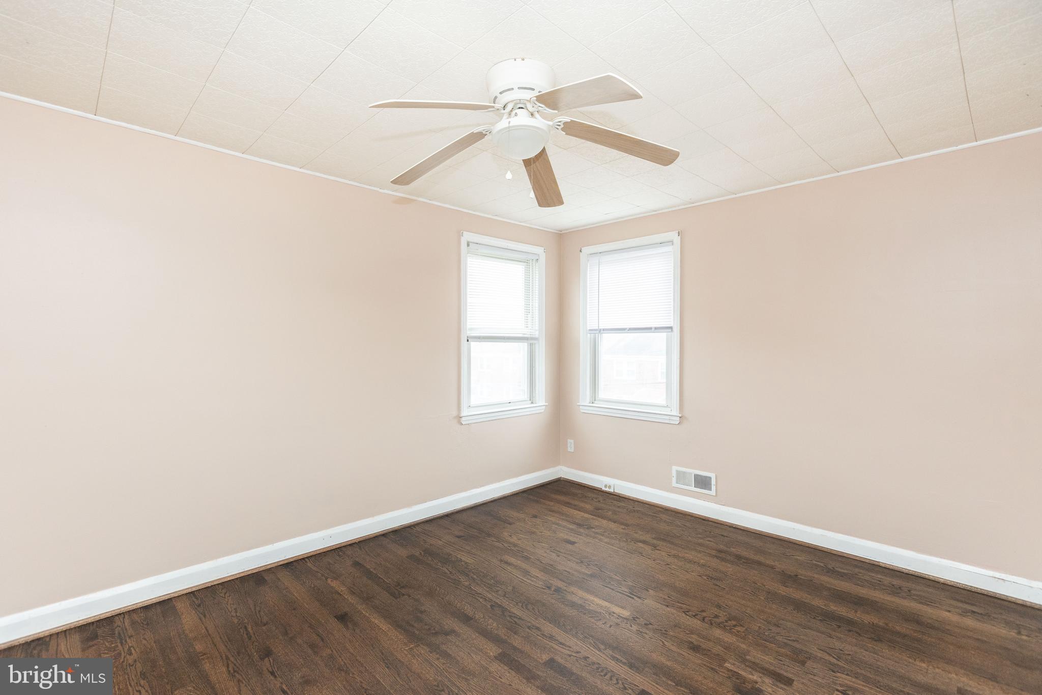 EDNOR GARDENS - LAKESIDE - Residential