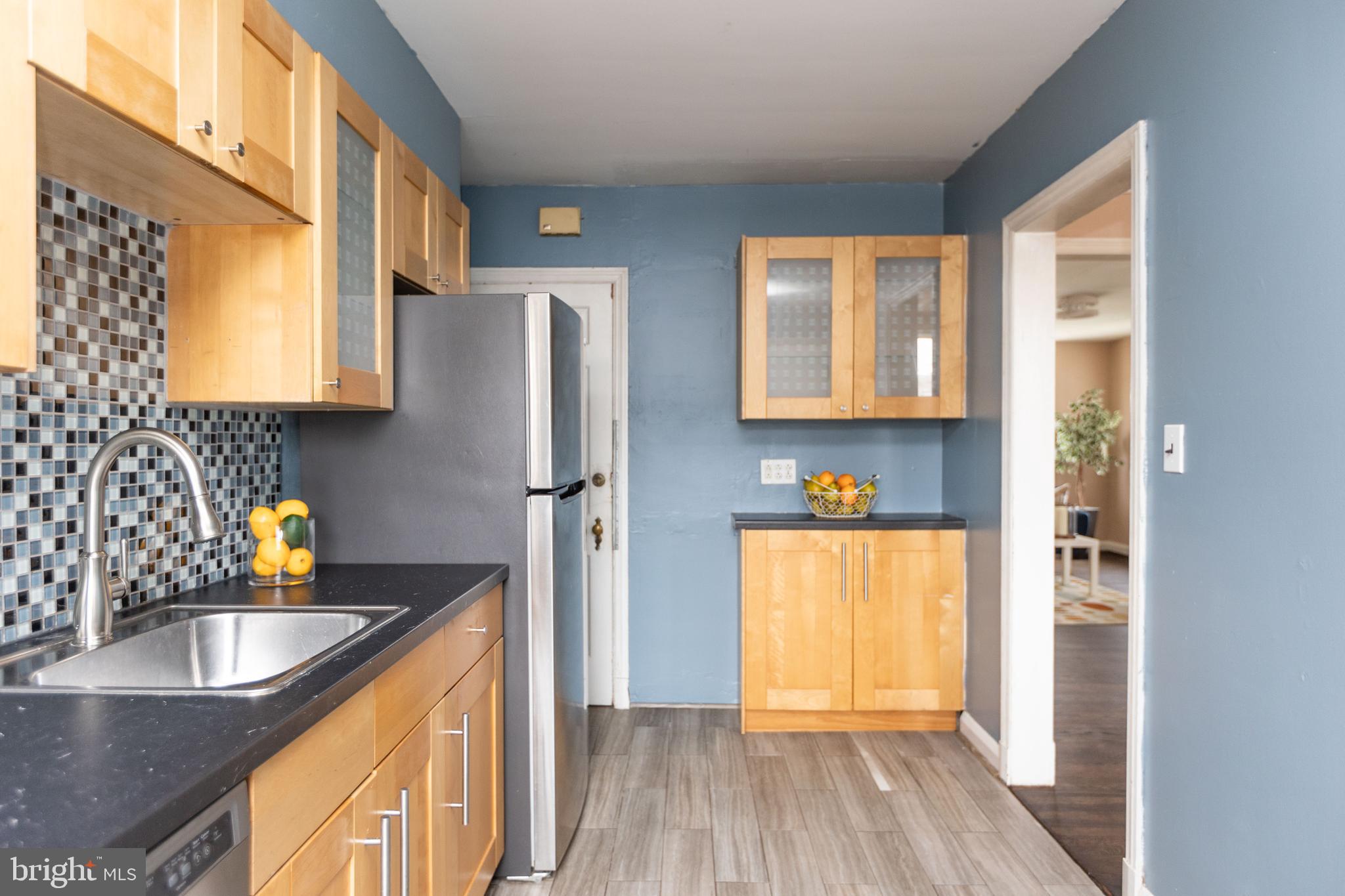 EDNOR GARDENS - LAKESIDE - Residential