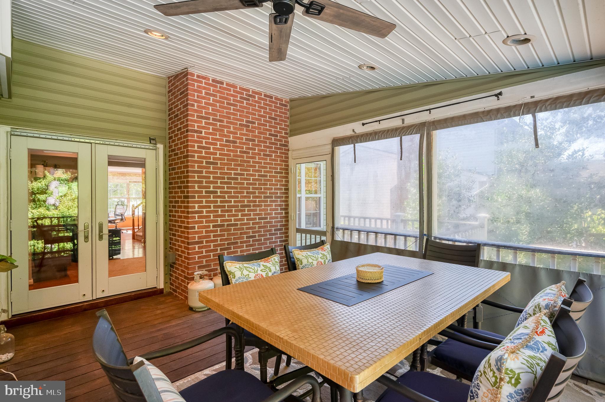 DURHAM MANOR - Residential