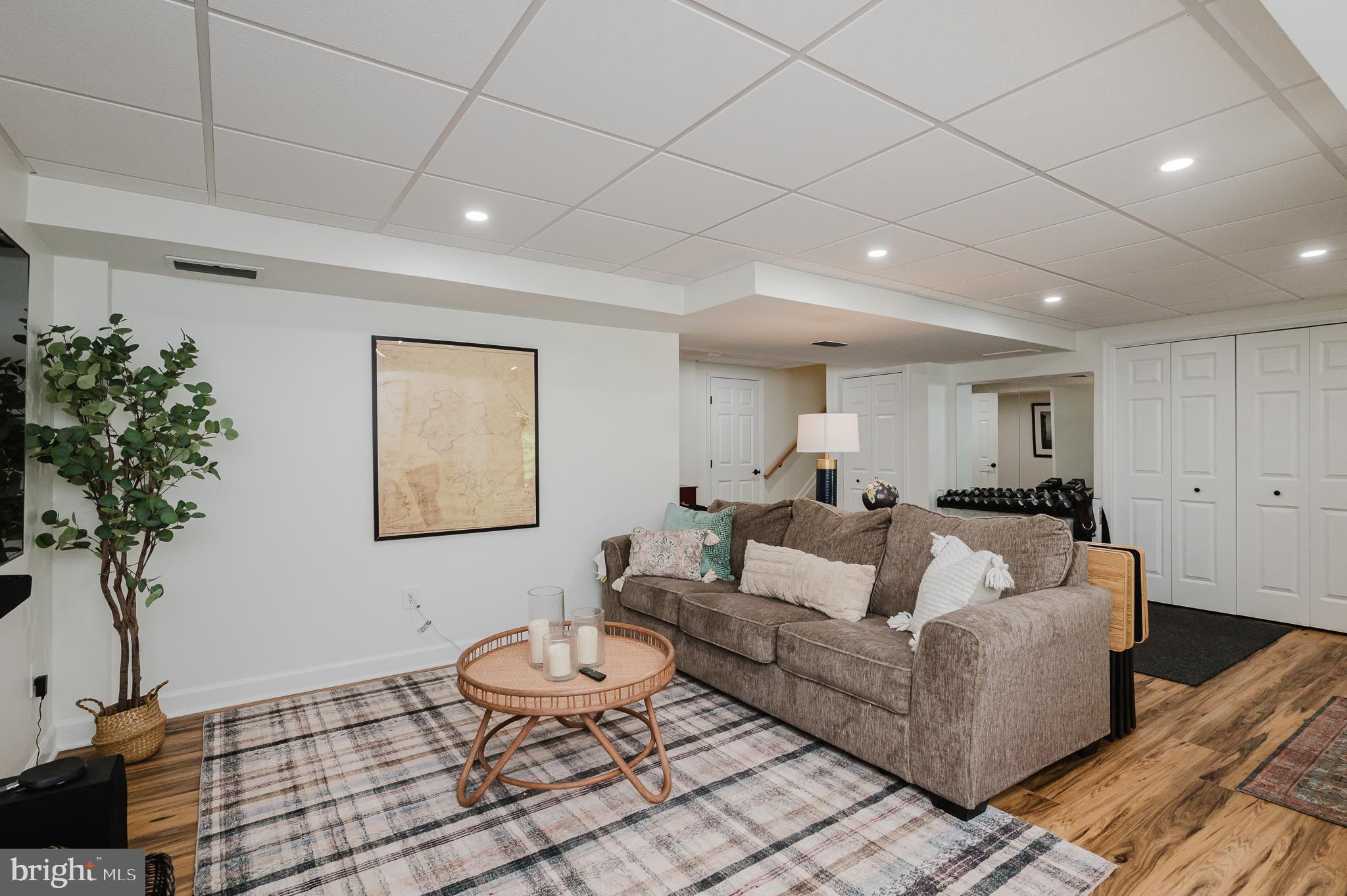 DURHAM MANOR - Residential