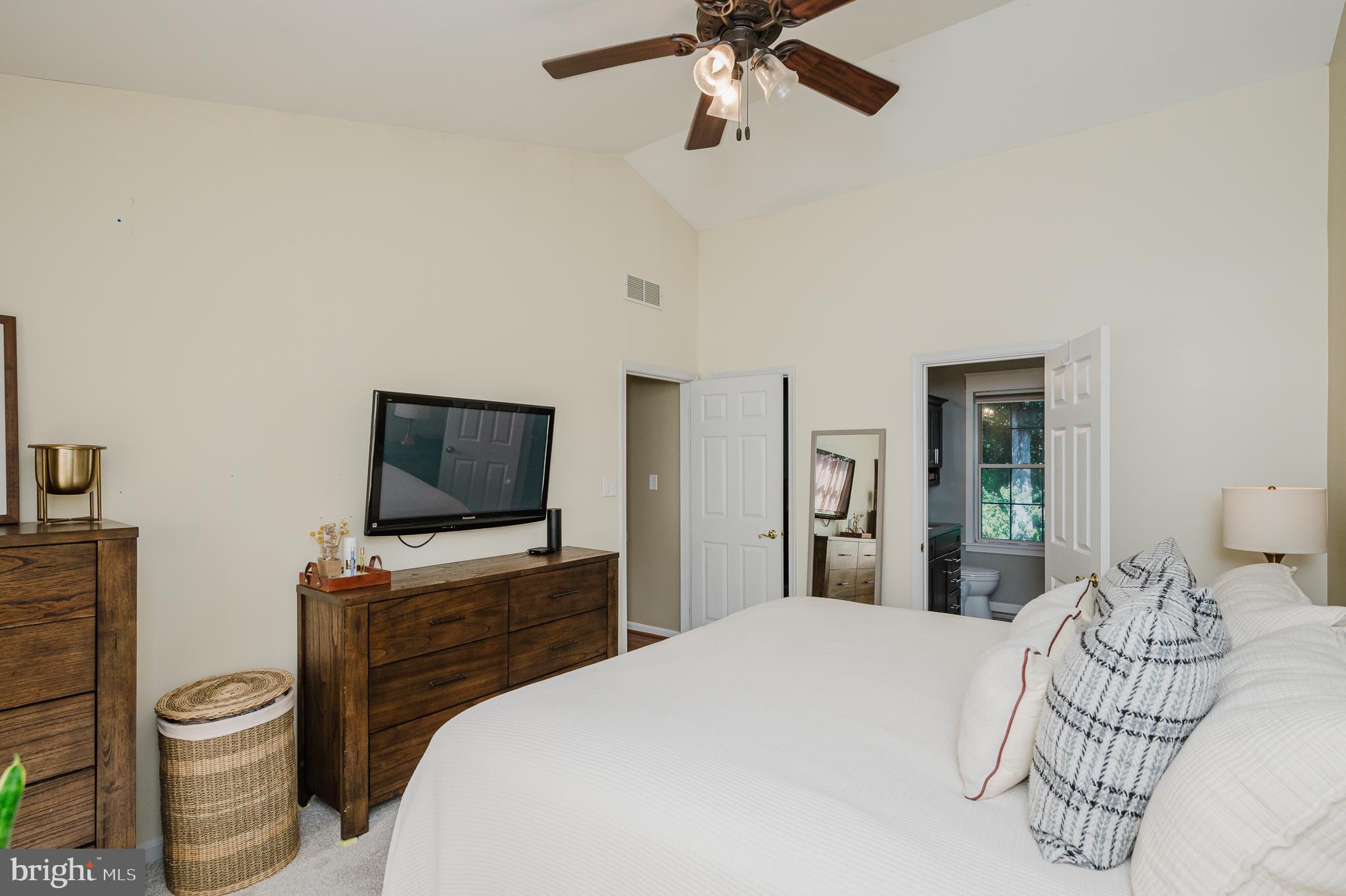 DURHAM MANOR - Residential