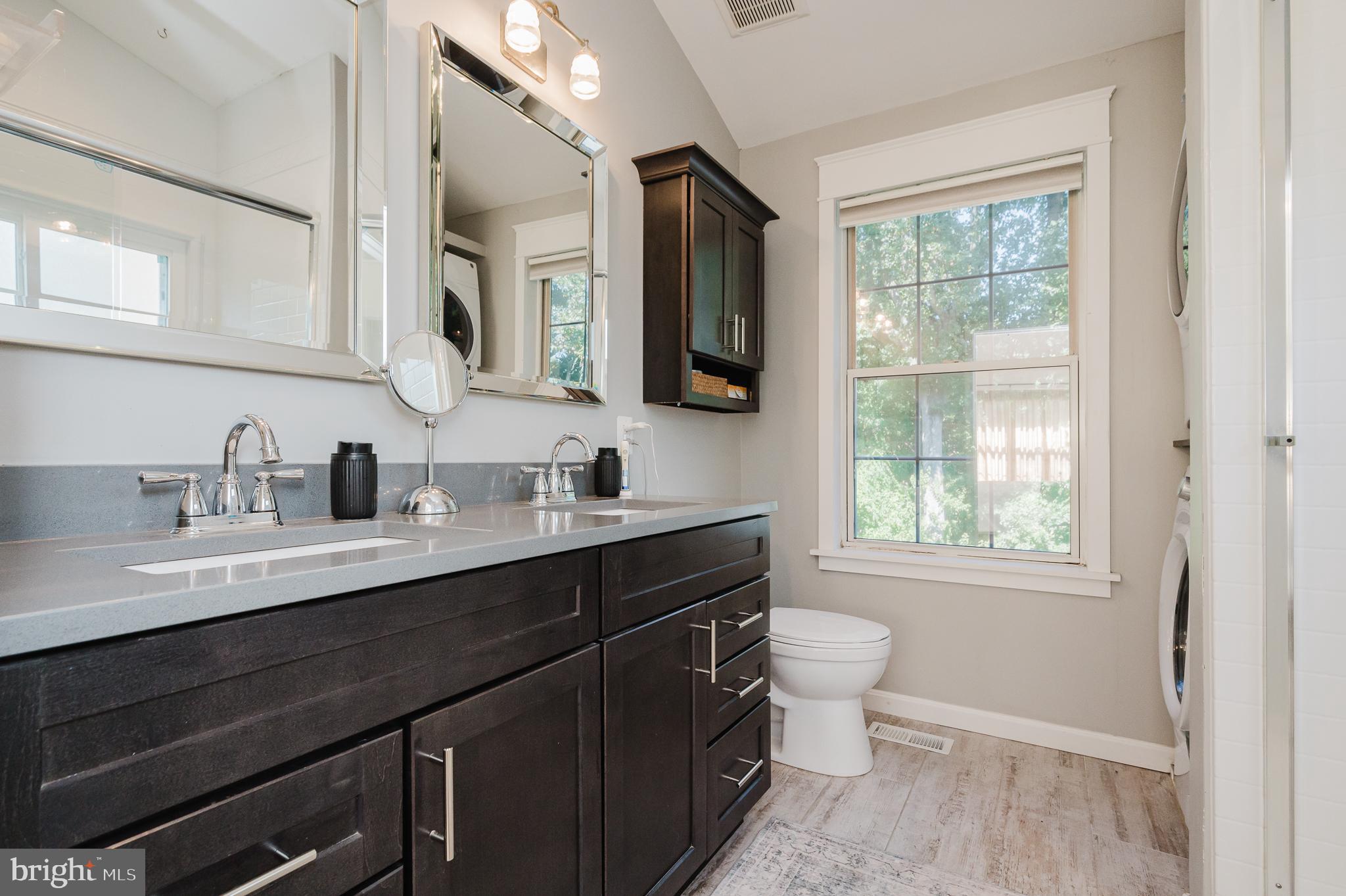 DURHAM MANOR - Residential