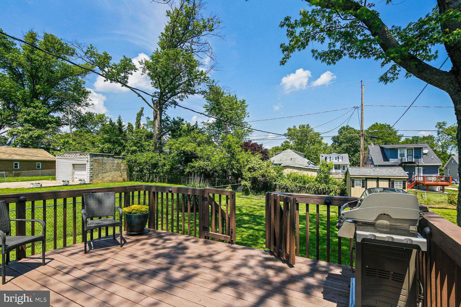 3212 WISTERIA AVENUE