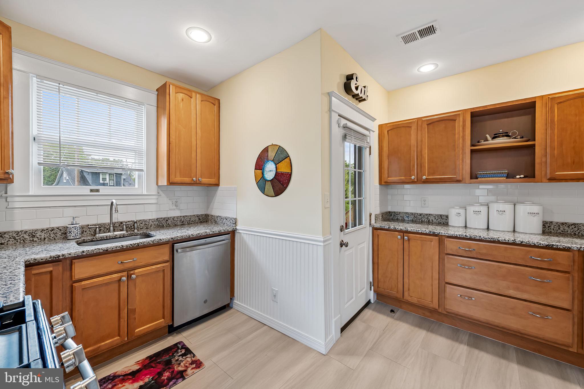 HAMILTON HEIGHTS - Residential