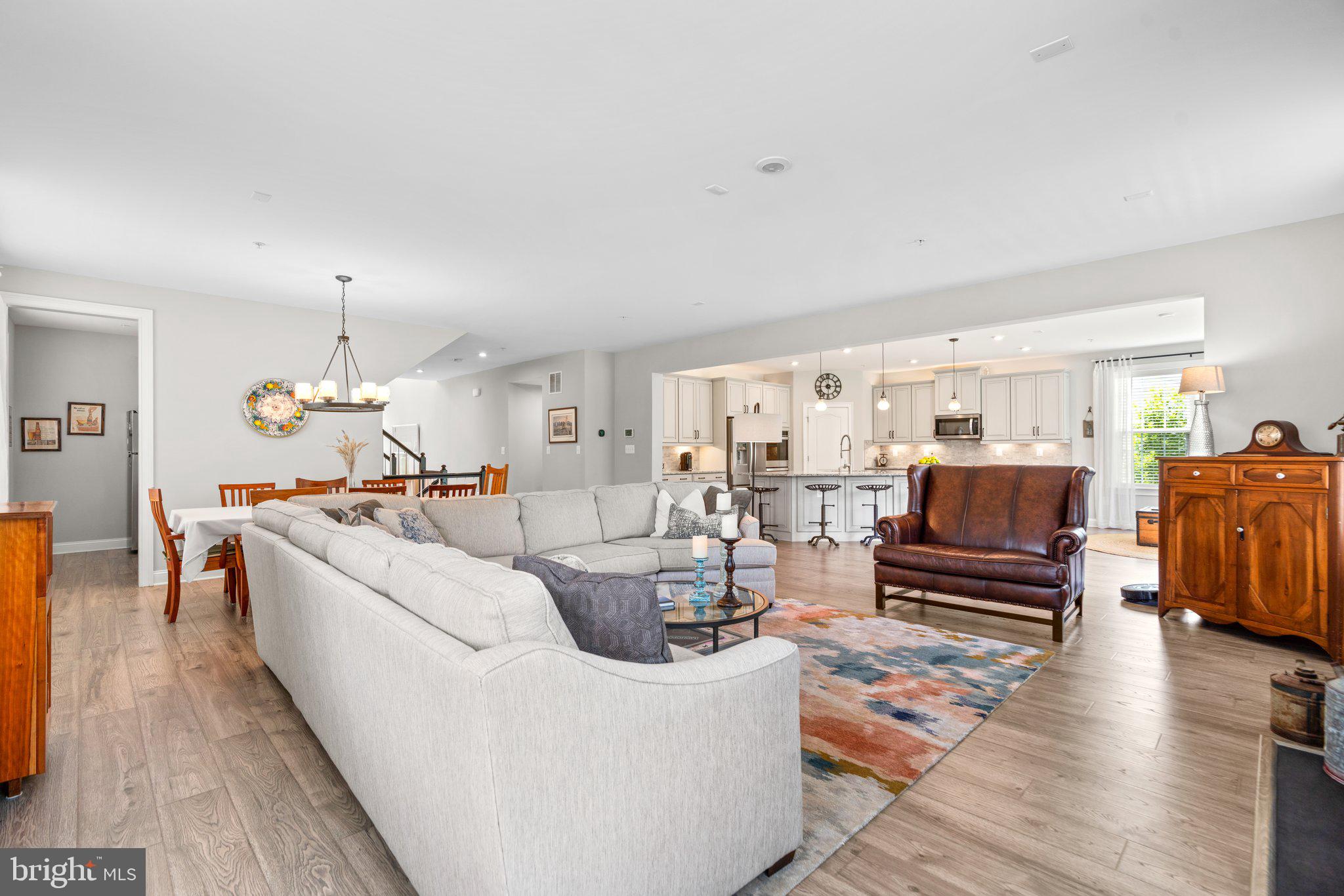 ENCLAVE AT RIVER HILL - Residential