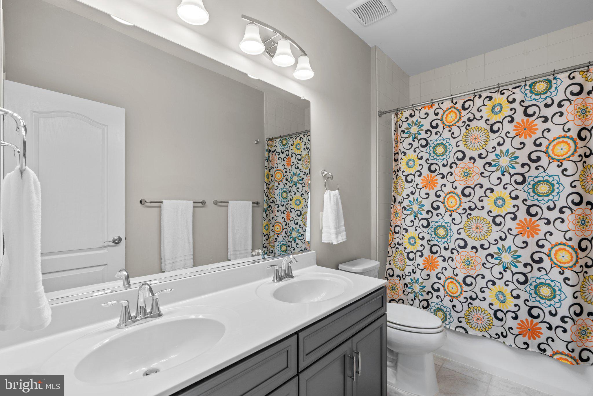 ENCLAVE AT RIVER HILL - Residential