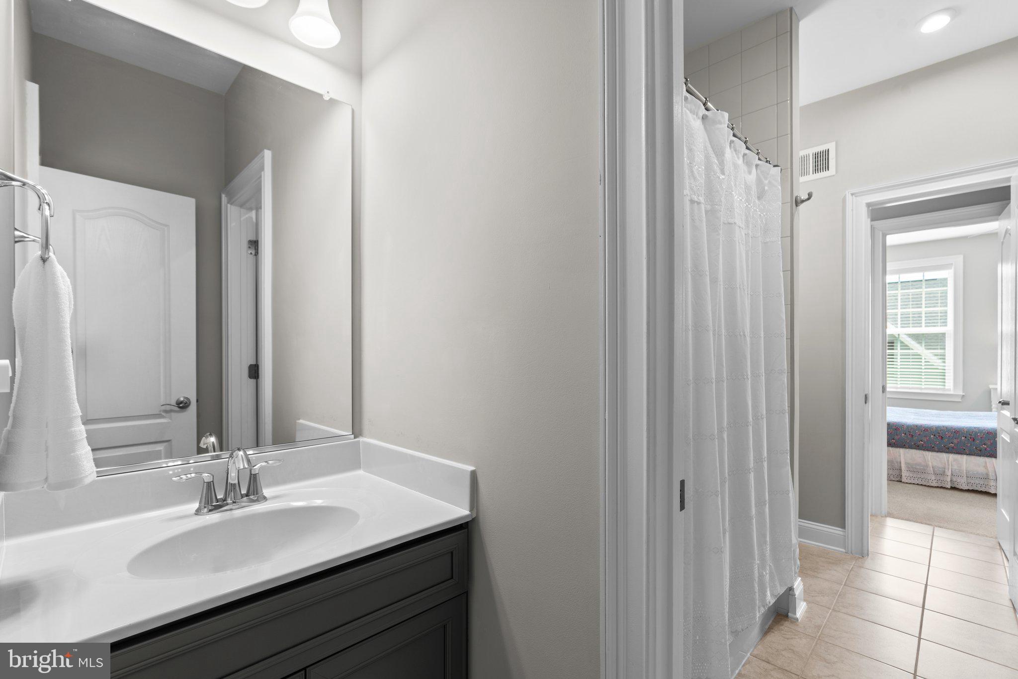 ENCLAVE AT RIVER HILL - Residential