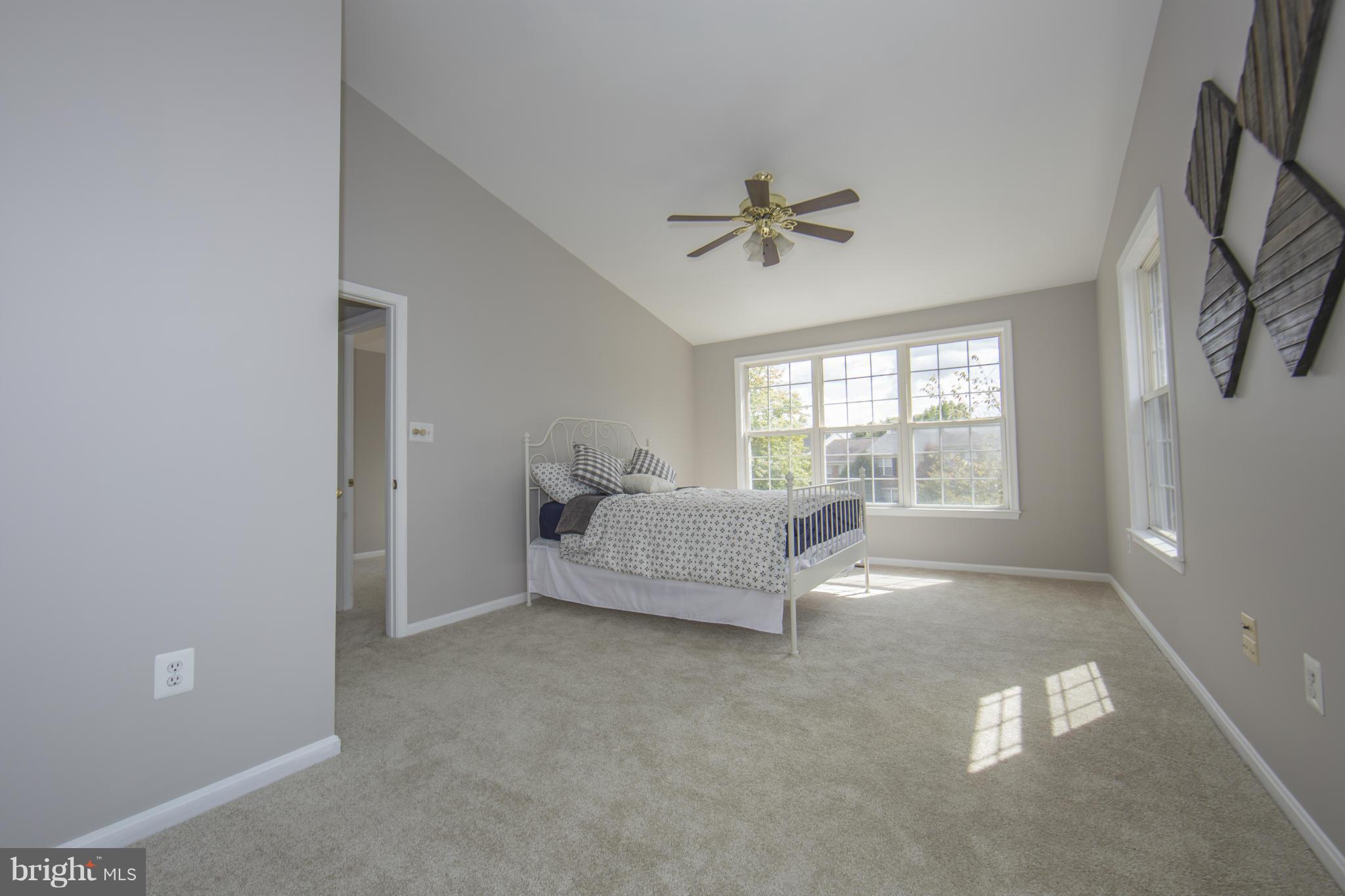 KINGSTOWNE - Residential