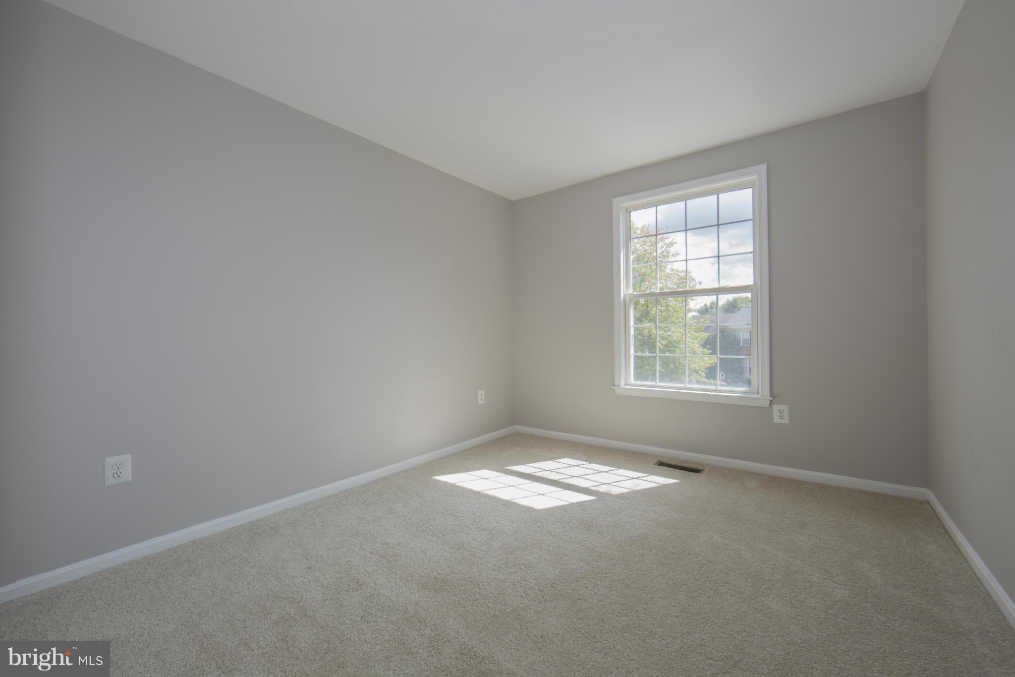 KINGSTOWNE - Residential