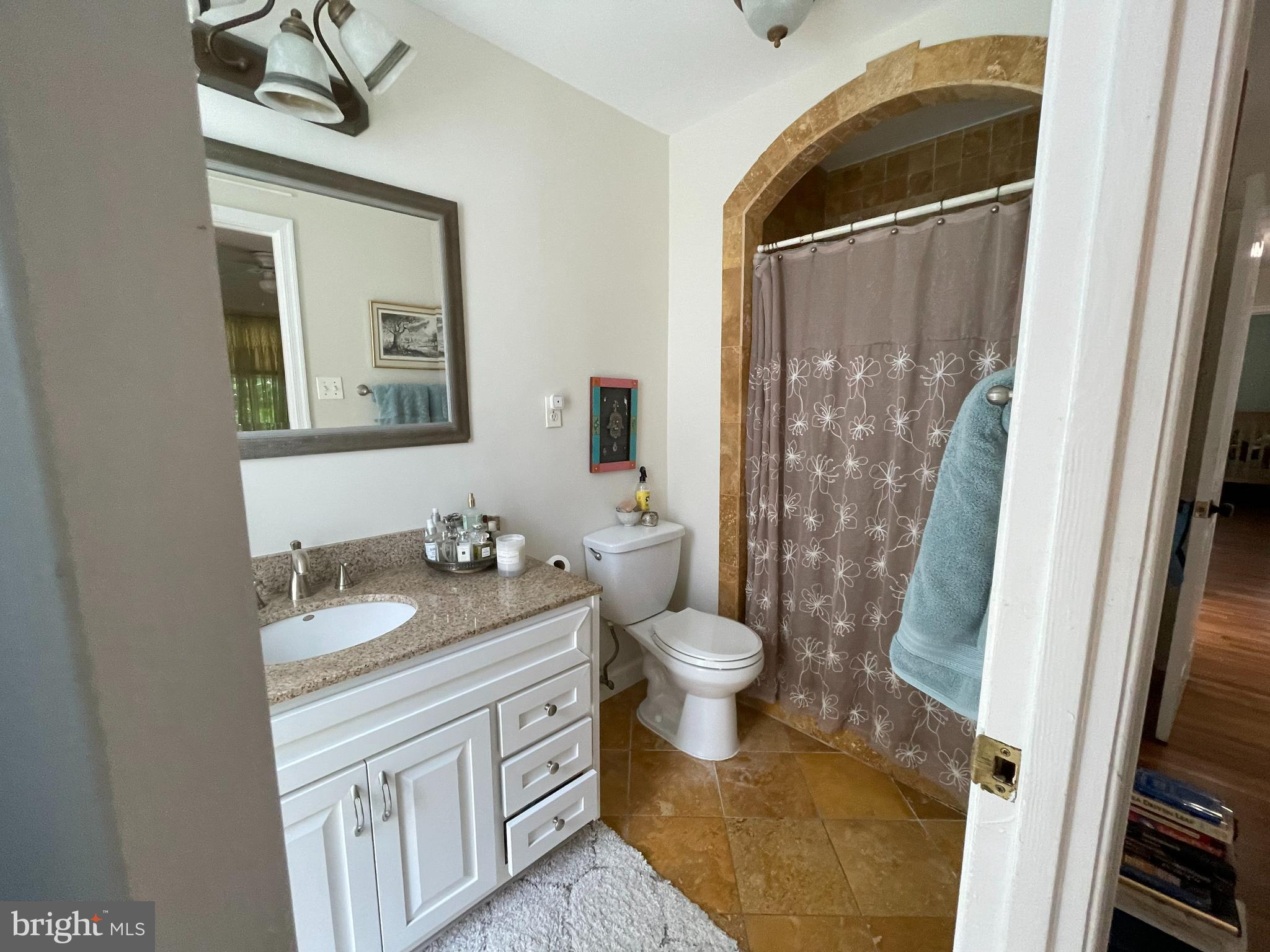 REGENCY ESTATES - Residential Lease