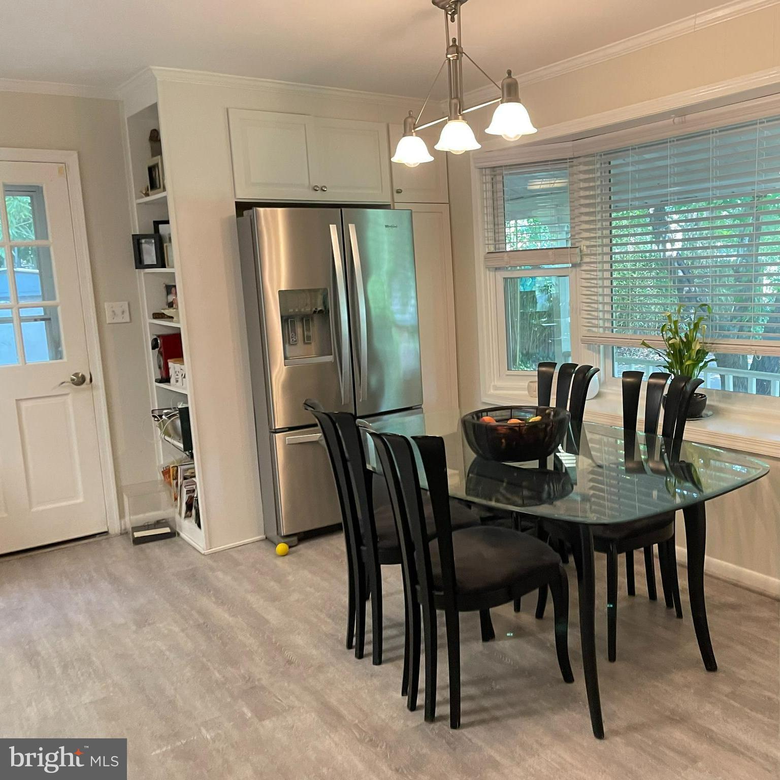 REGENCY ESTATES - Residential Lease