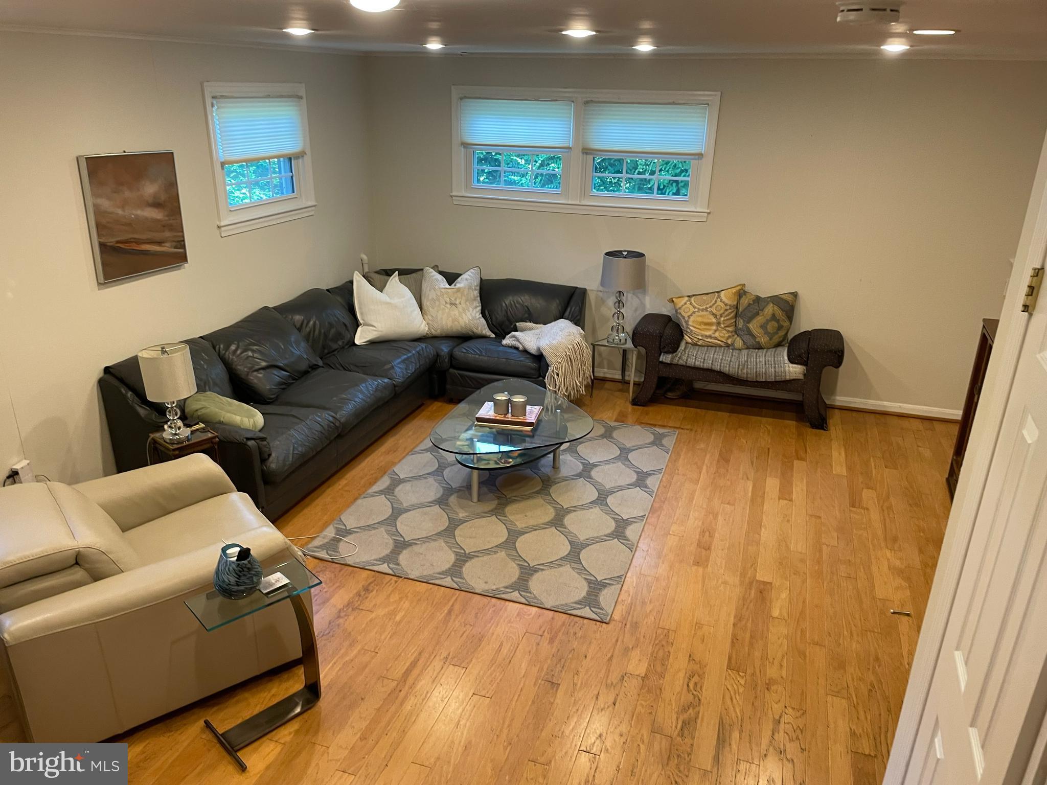 REGENCY ESTATES - Residential Lease