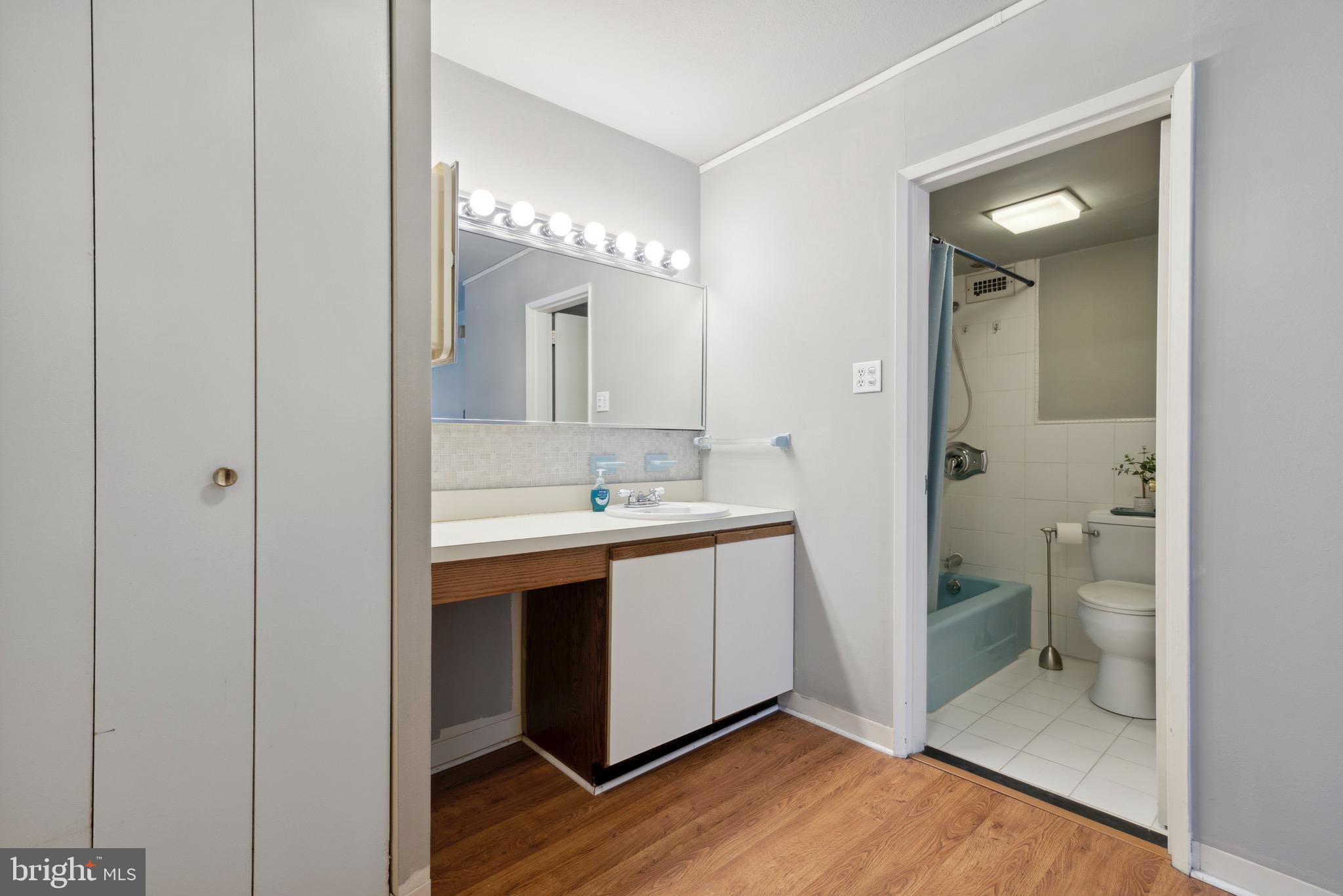 WYNNEFIELD HEIGHTS - Residential