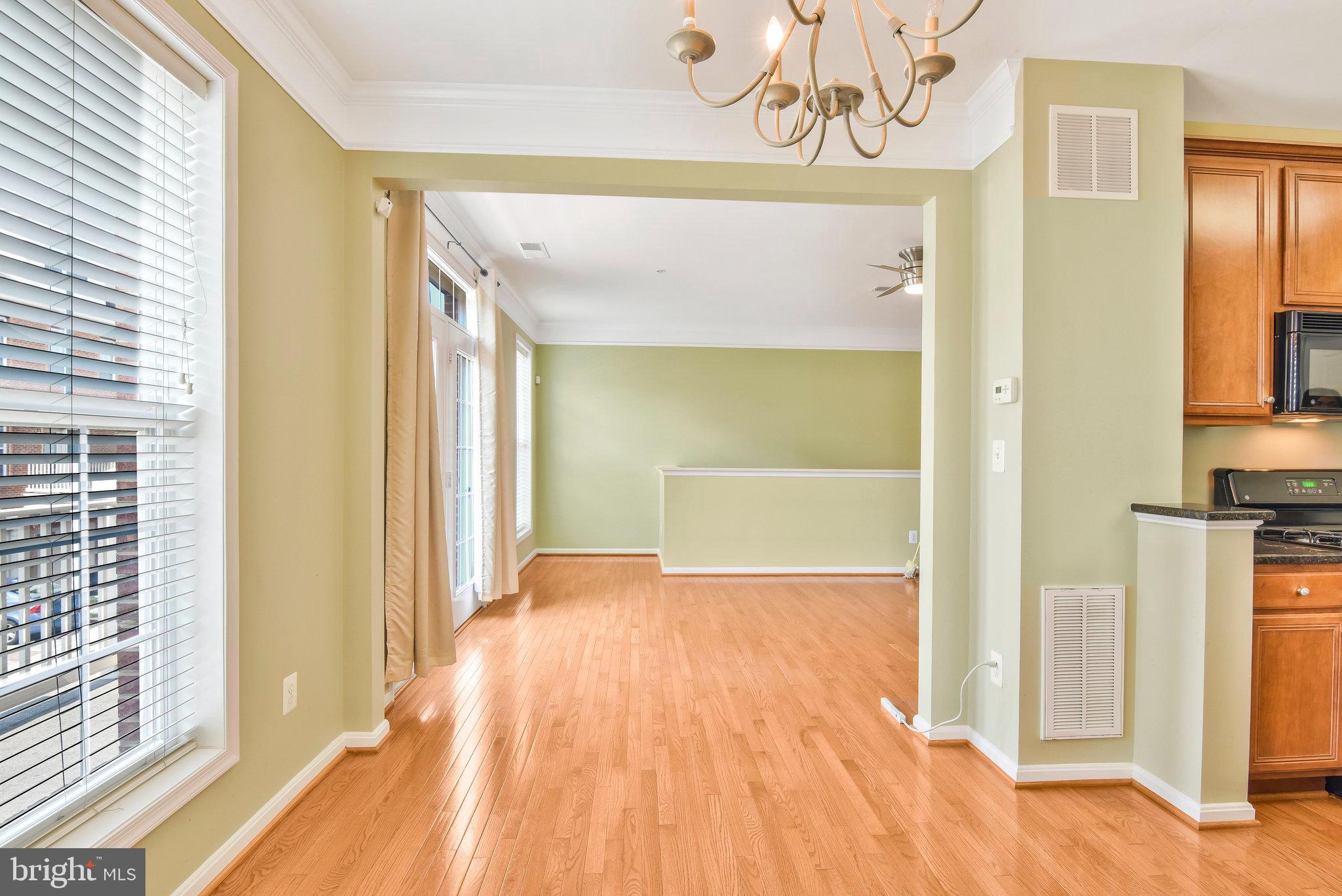 STONE SPRINGS CONDOMINIUMS - Residential