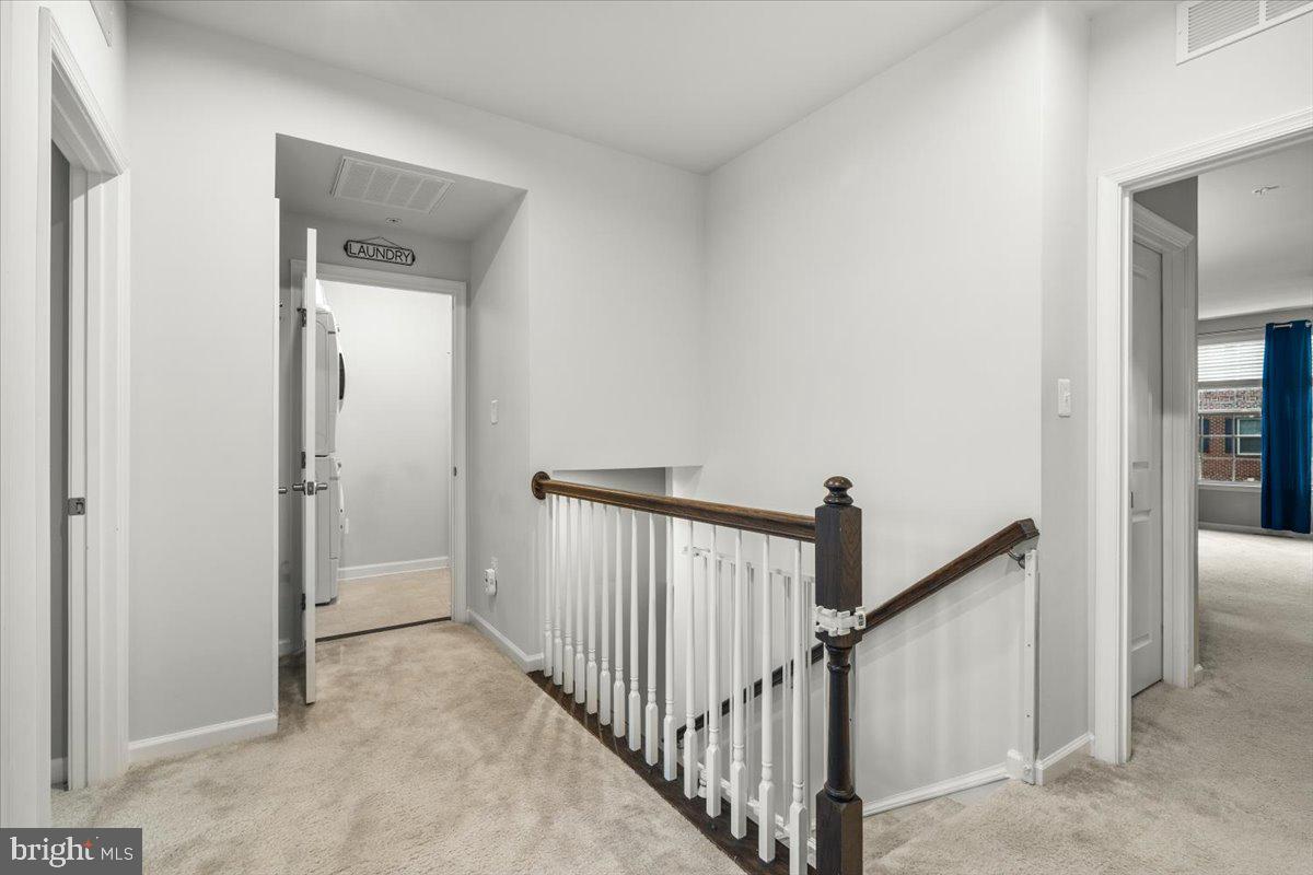 BALLENGER CREEK - Residential