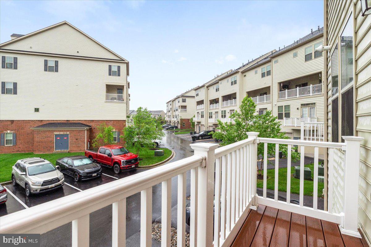 BALLENGER CREEK - Residential