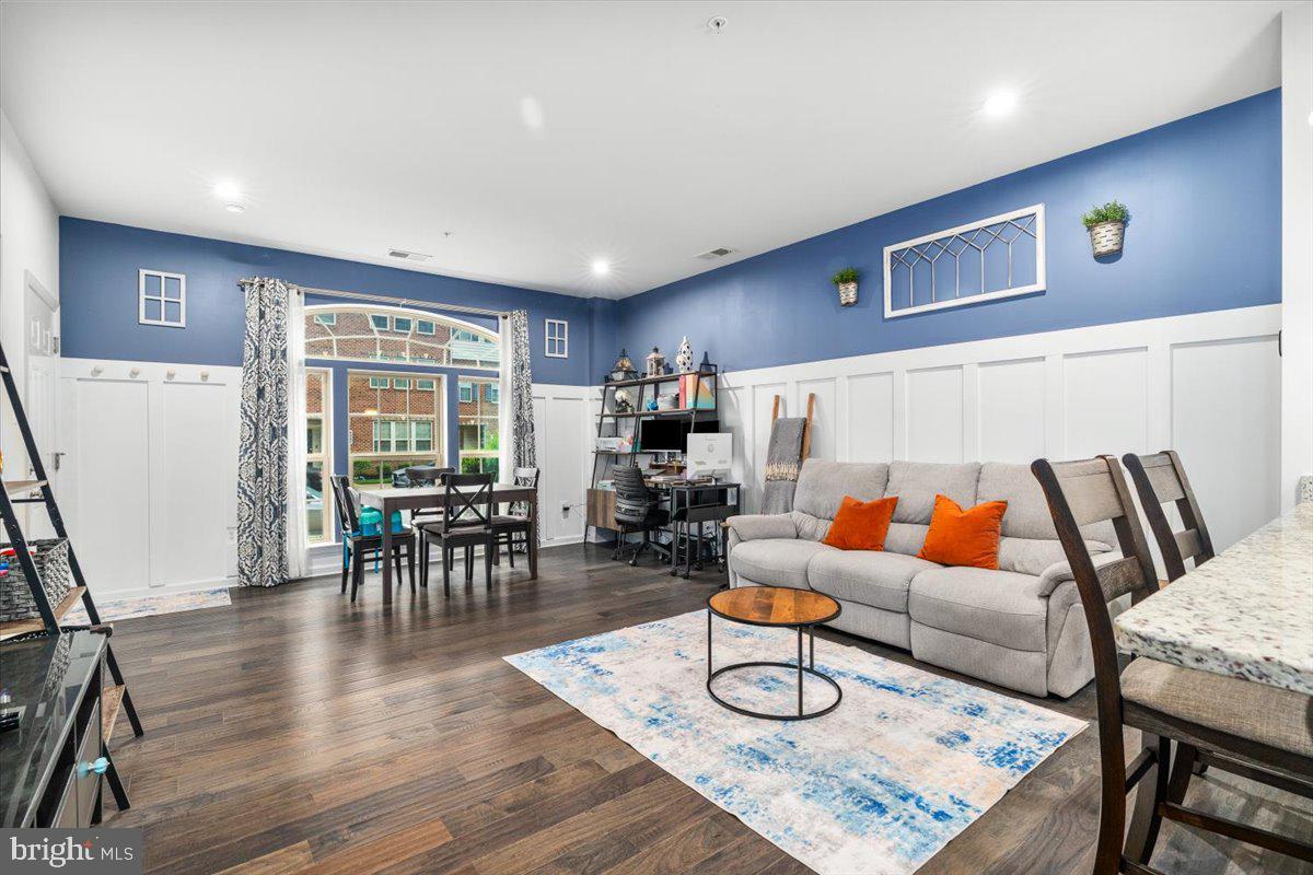 BALLENGER CREEK - Residential