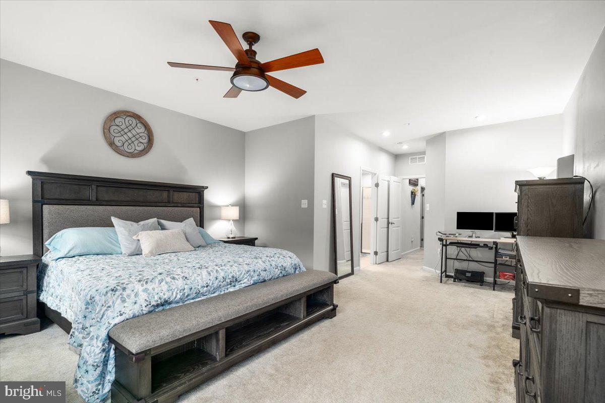 BALLENGER CREEK - Residential