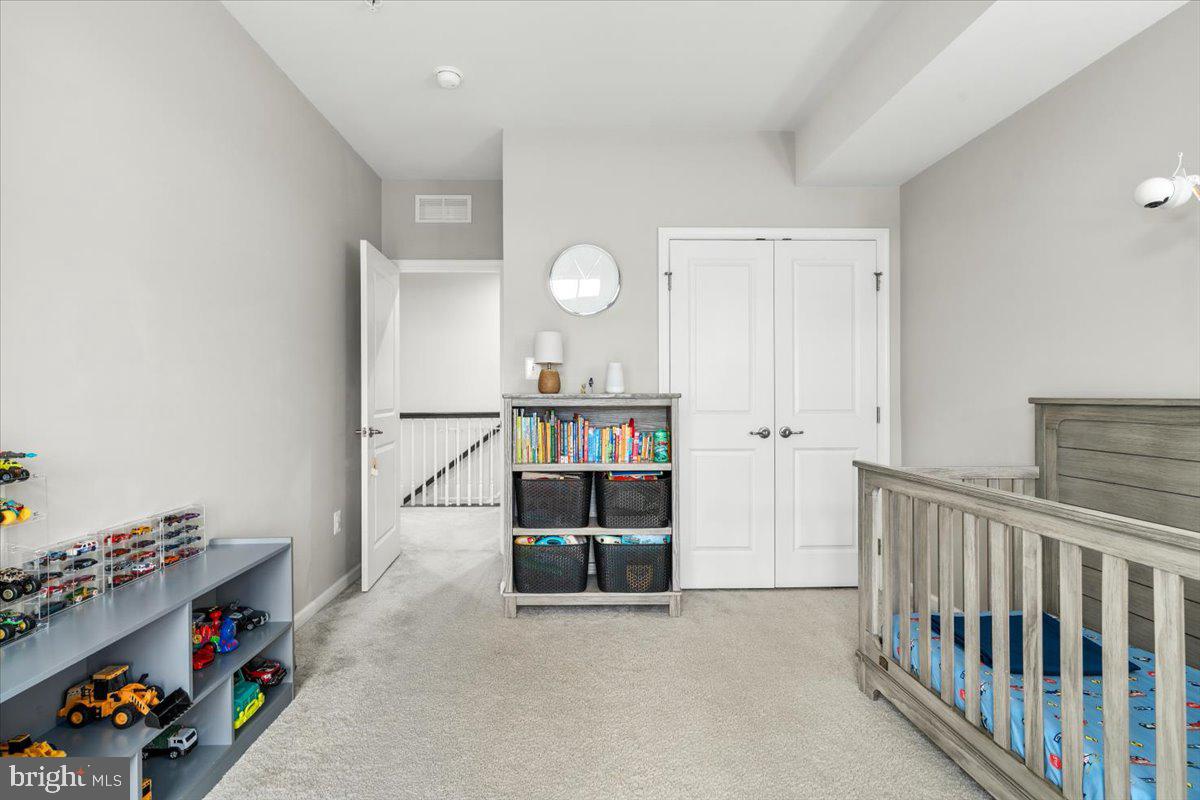 BALLENGER CREEK - Residential