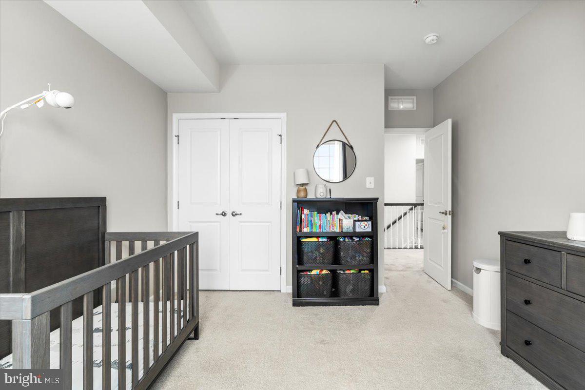 BALLENGER CREEK - Residential