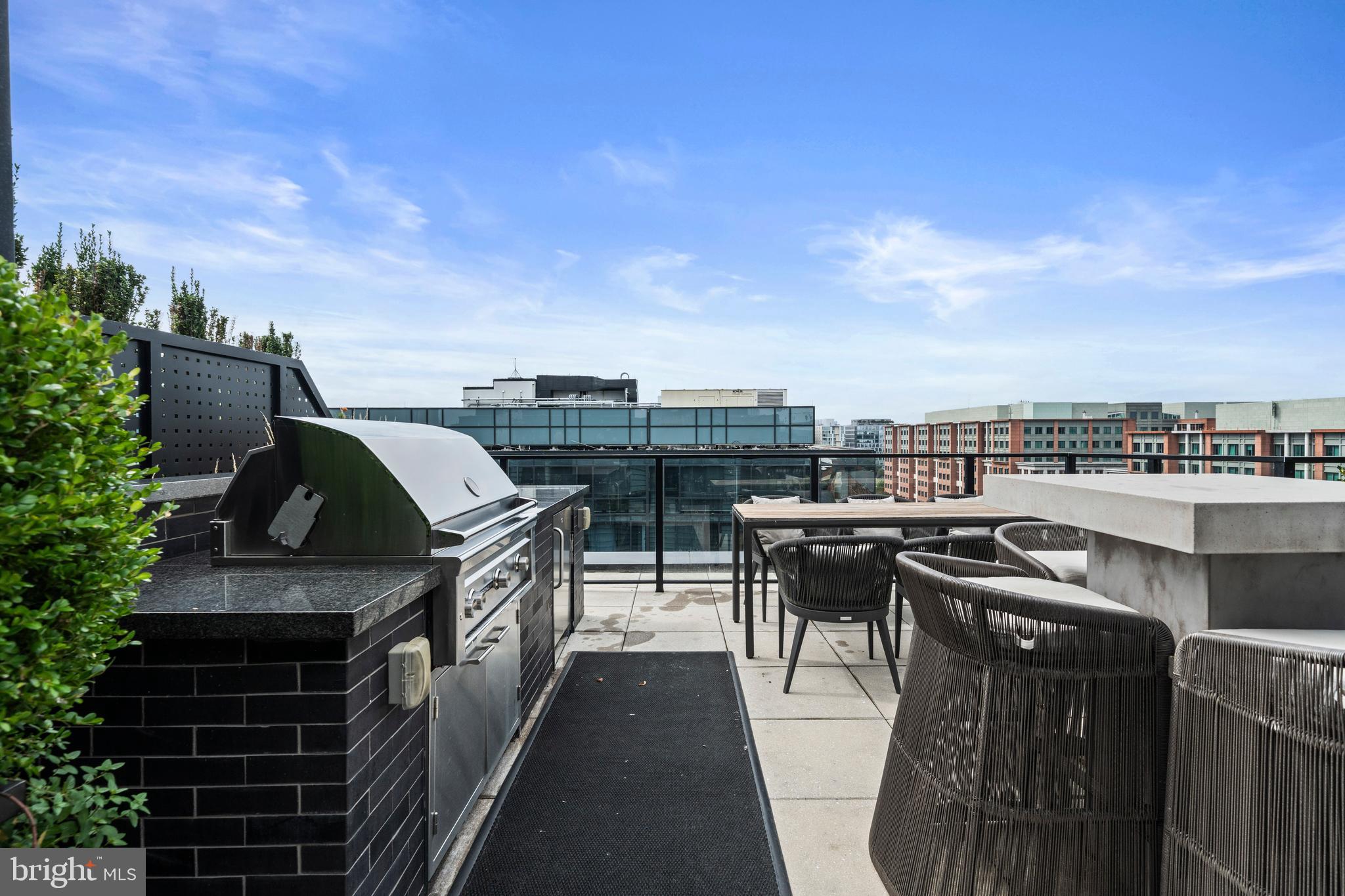 THE YARDS - Residential Lease