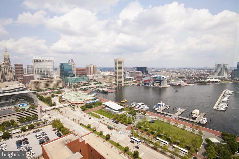 FEDERAL HILL HISTORIC DISTRICT - Residential Lease