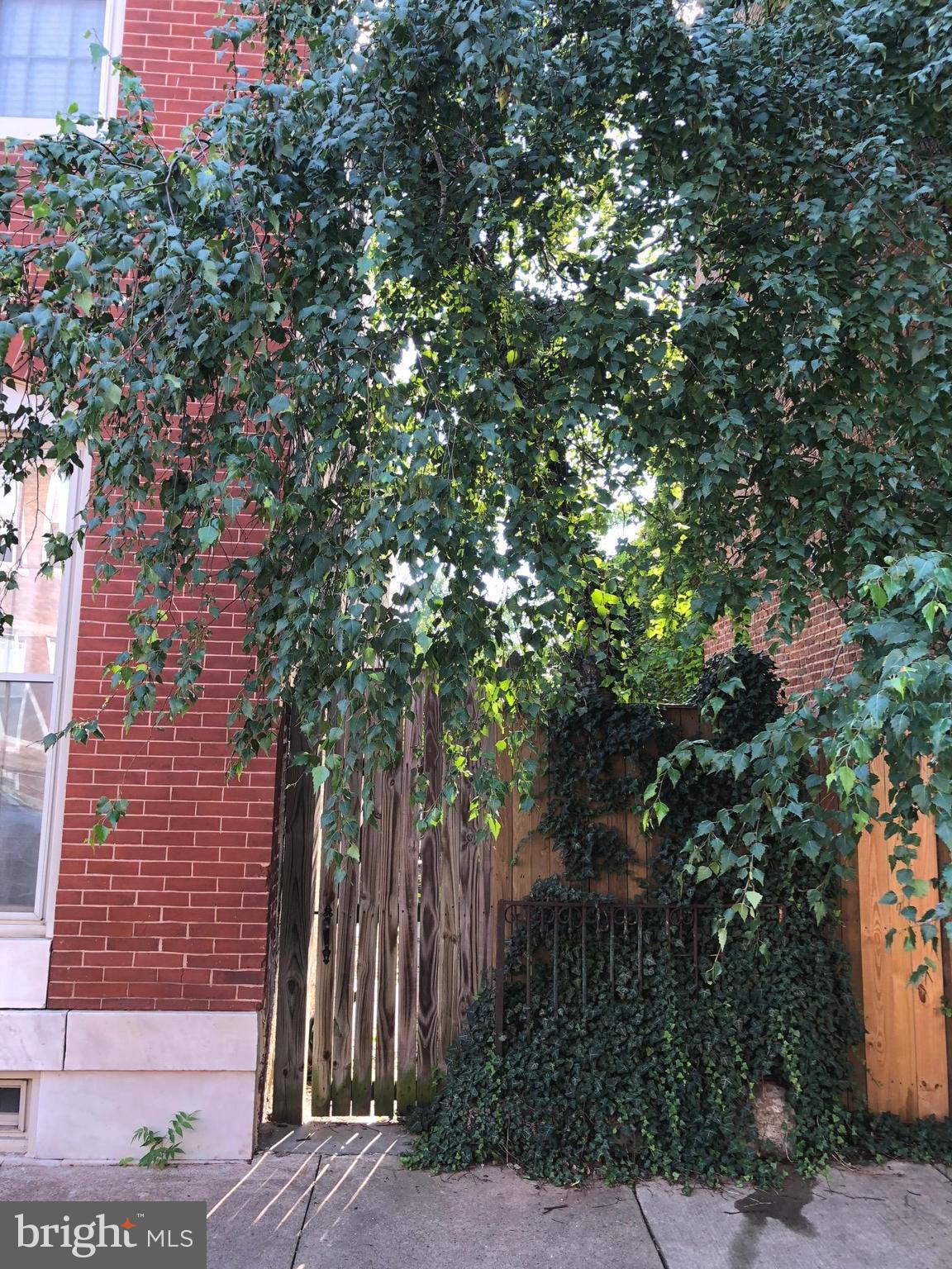 FEDERAL HILL HISTORIC DISTRICT - Residential Lease