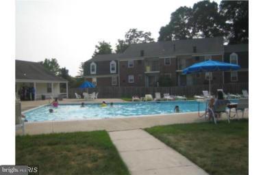 VILLAGES AT HOMELAND WEST - Residential Lease