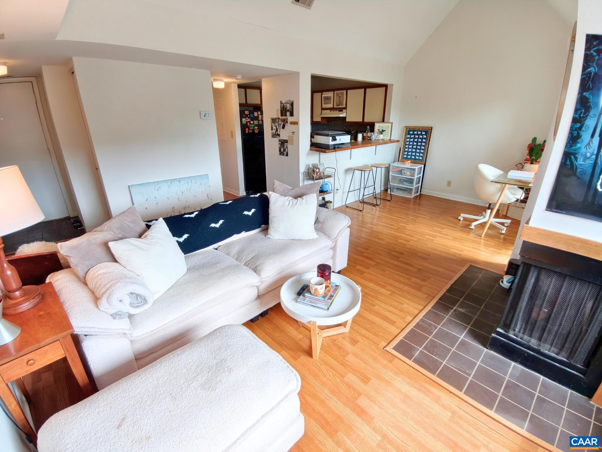 CEDARS COURT - Residential