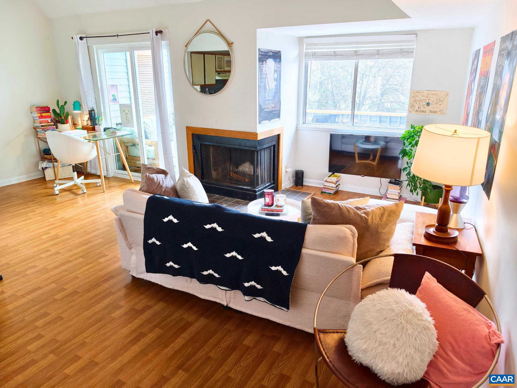 CEDARS COURT - Residential