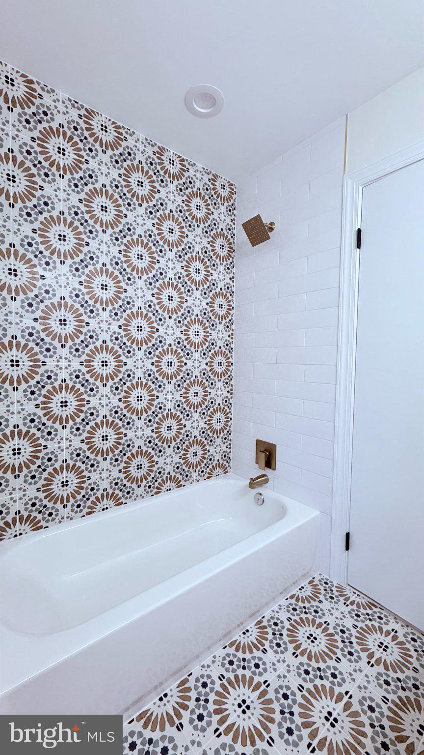 CLARKS RUN - Residential