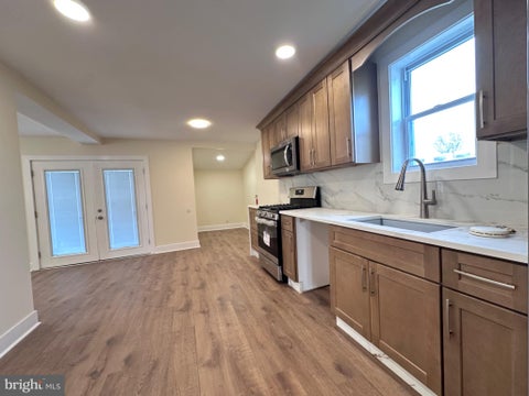 Homes For Sale - 1019 N Broad Street<br/> WOODBURY, NJ 08096