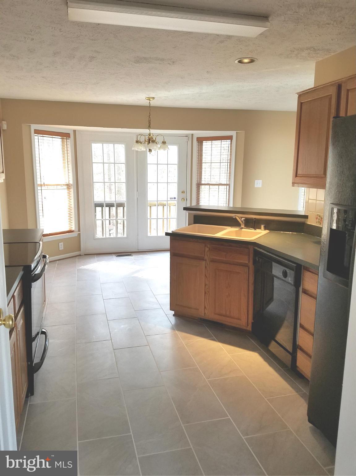 KINGSWOOD - Residential Lease